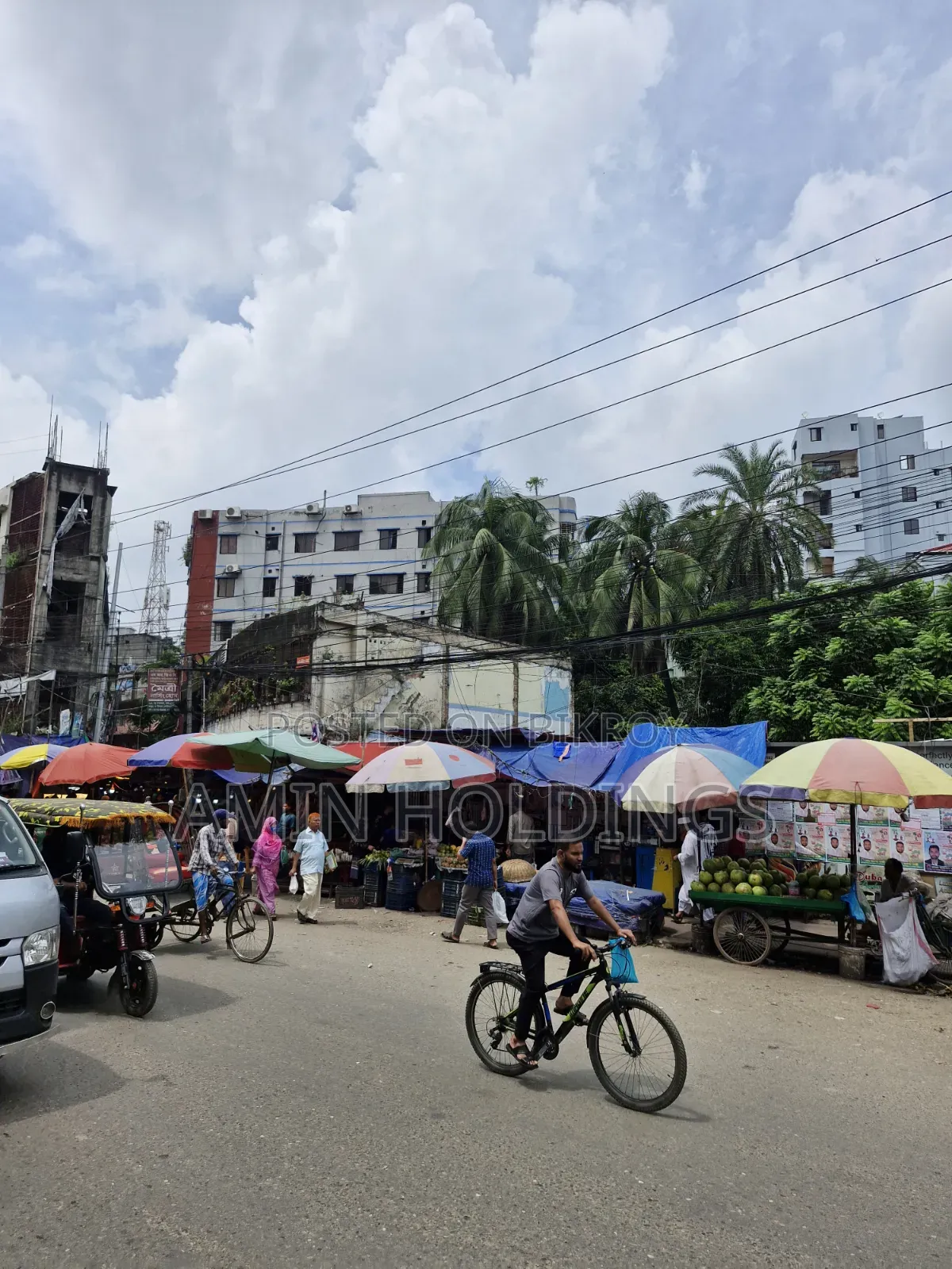 Six-story building for sale on 10 katha of land at Chowdhury Para DIT Road in Khilgaon