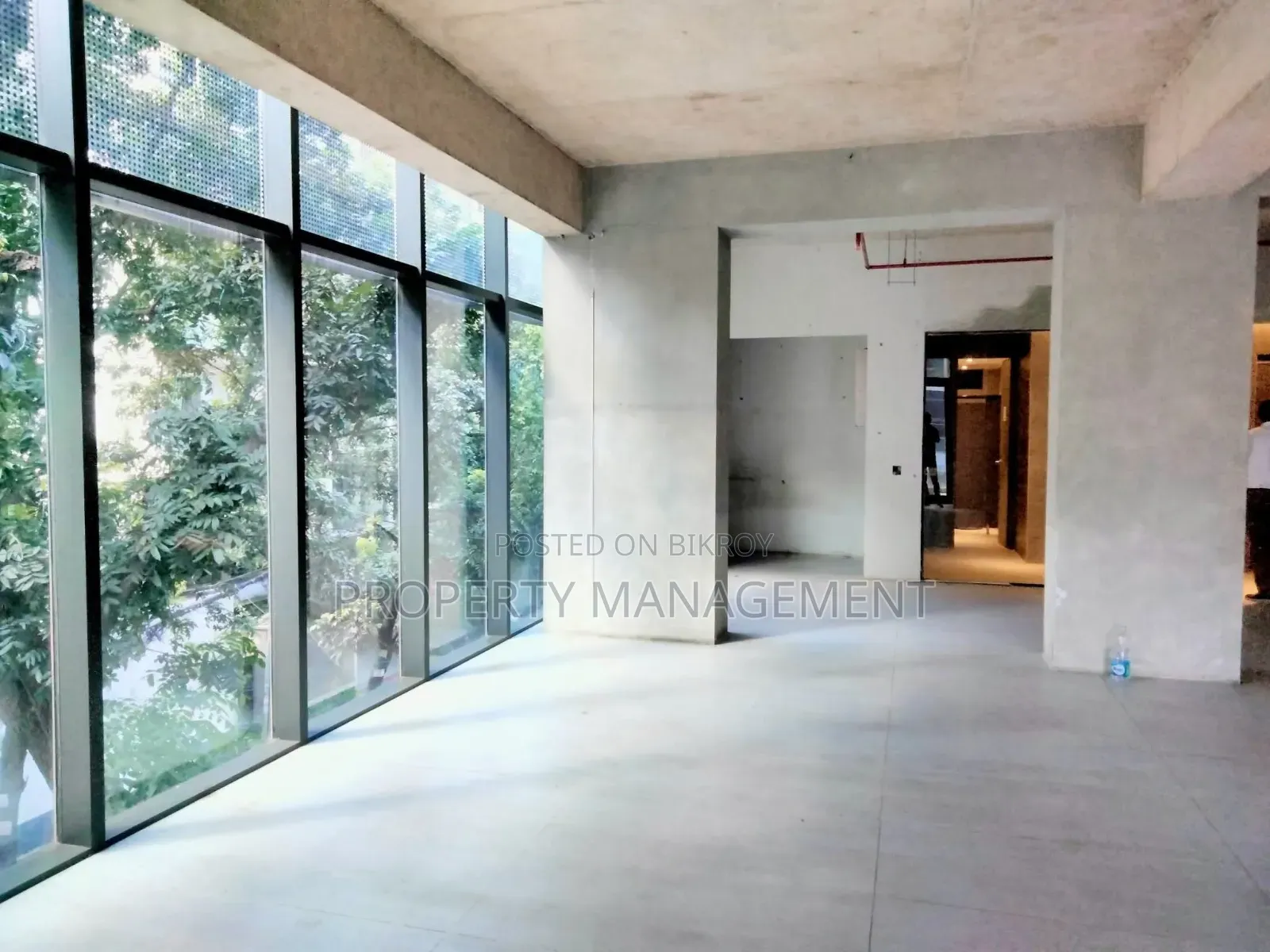 2150 Square Feet Exclusive Office Space Banani 11 in Banani