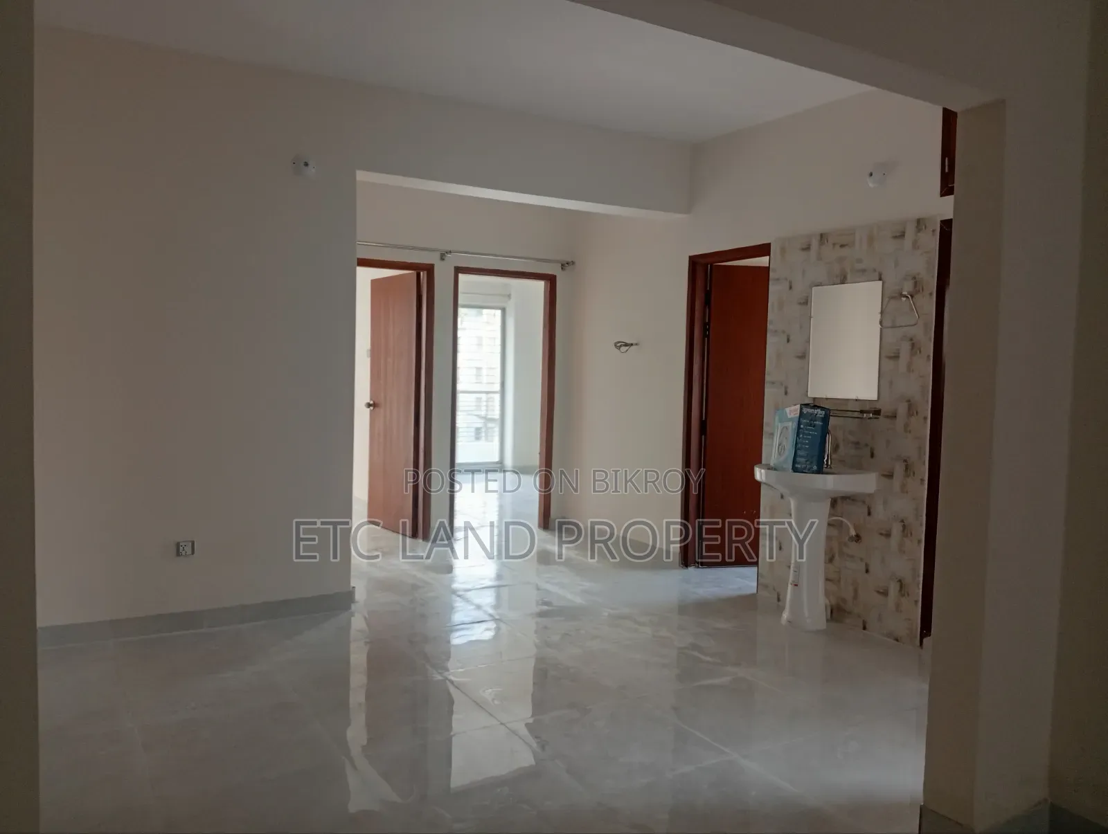 3 Bedroom Apartment in Amtola, 60 Feet, Mirpur for sale in Mirpur