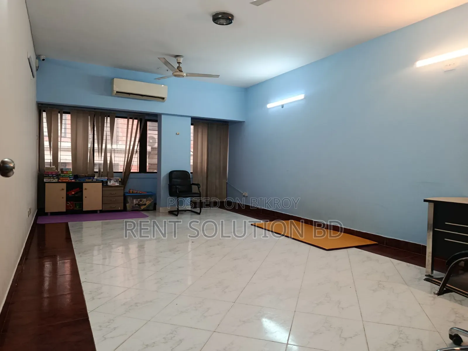 Semi Furnished 3500 SQFT Office Space Rent at Gulshan 1 in Gulshan