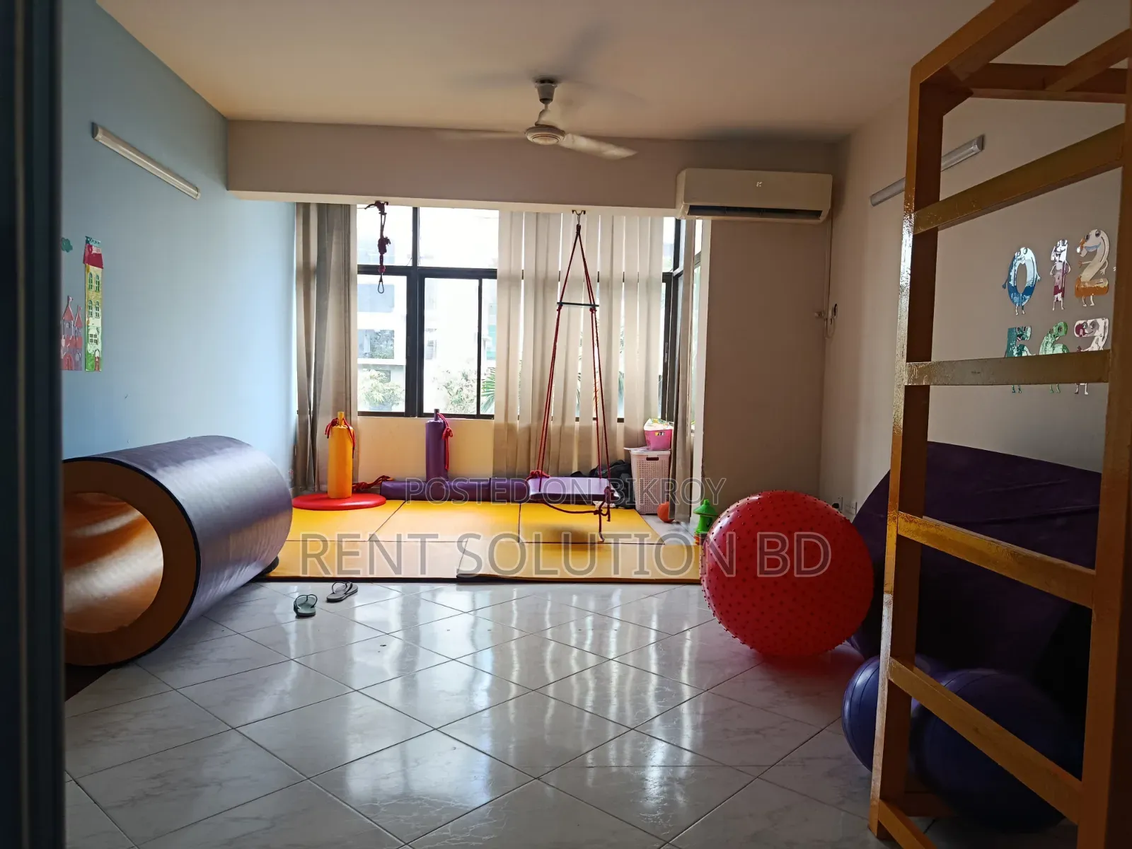 Semi Furnished 3500 SQFT Office Space Rent at Gulshan 1 in Gulshan
