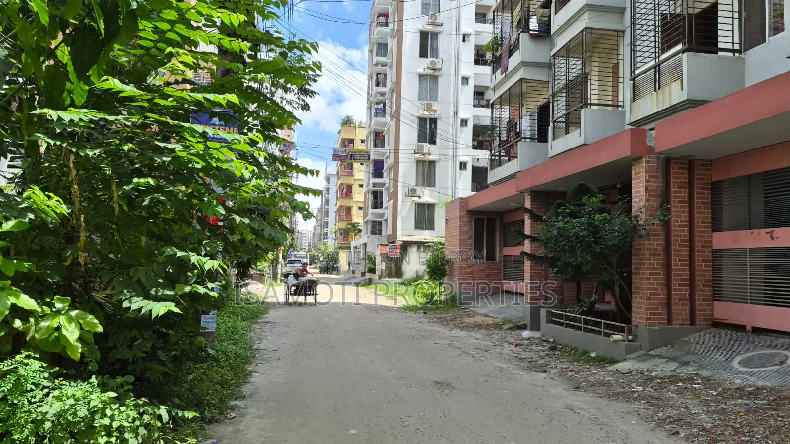 E Block 3 Katha Plot Sale Aftab Nagar in Aftab Nagar