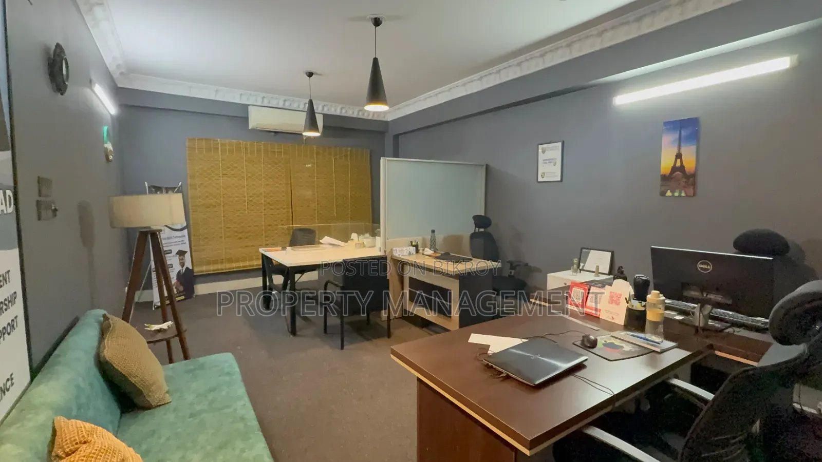 1820 Square Feet Exclusive Office Space in Gulshan 1 in Gulshan