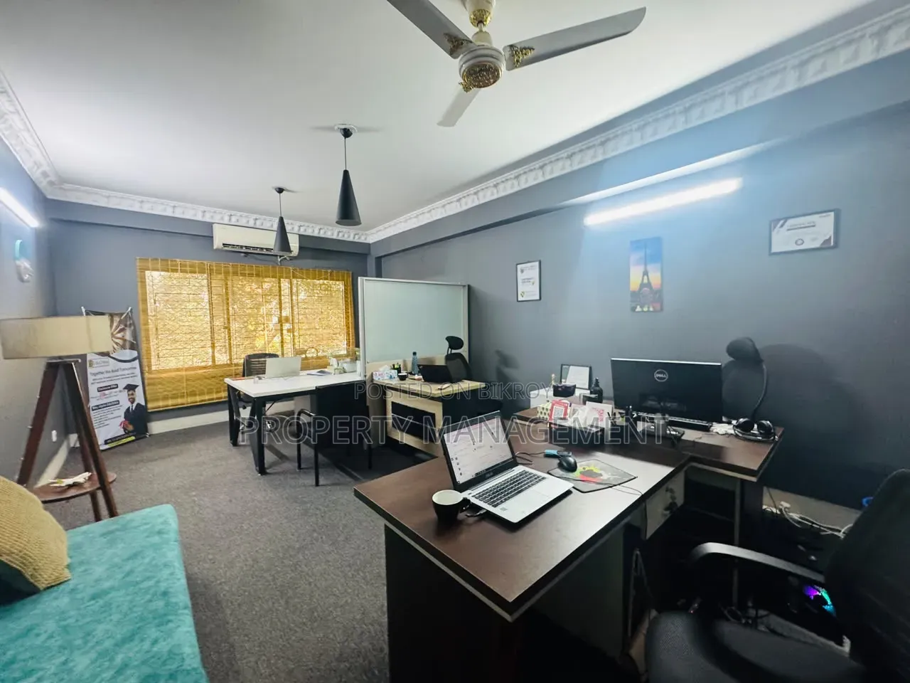 1820 Square Feet Exclusive Office Space in Gulshan 1 in Gulshan