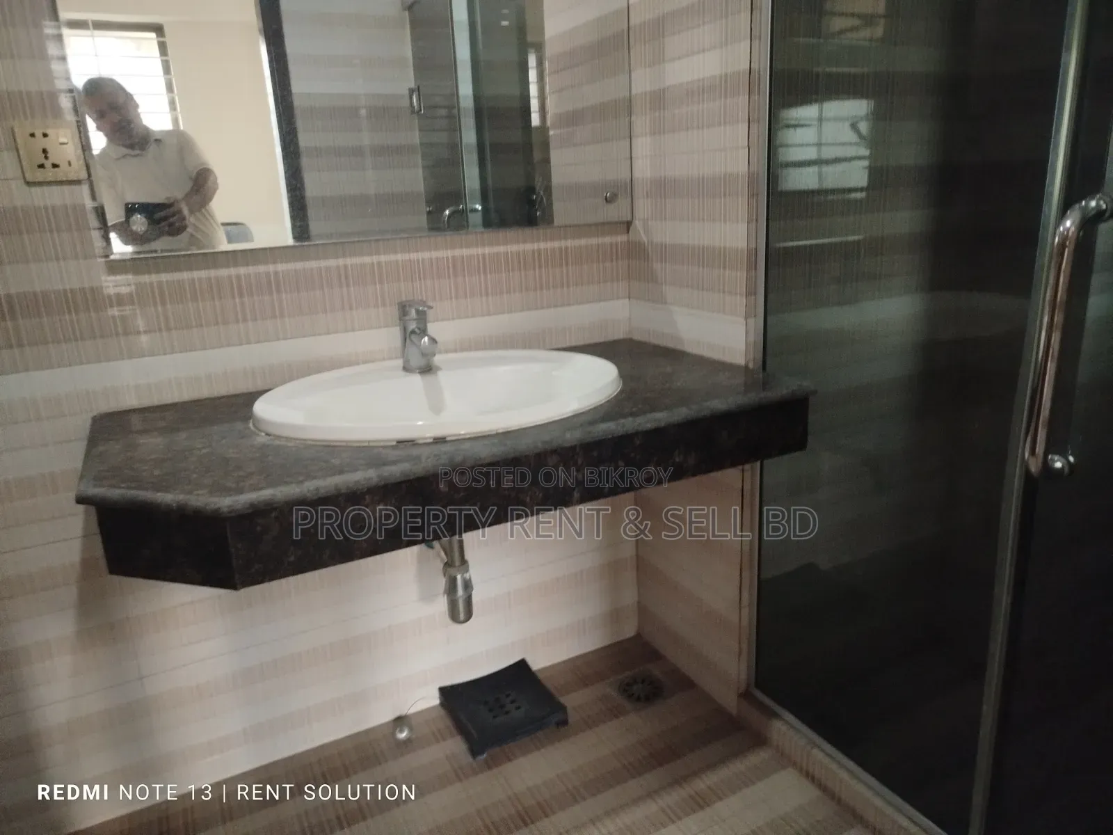Furnished 3-bedroom Apartment in Banani for rent in Banani