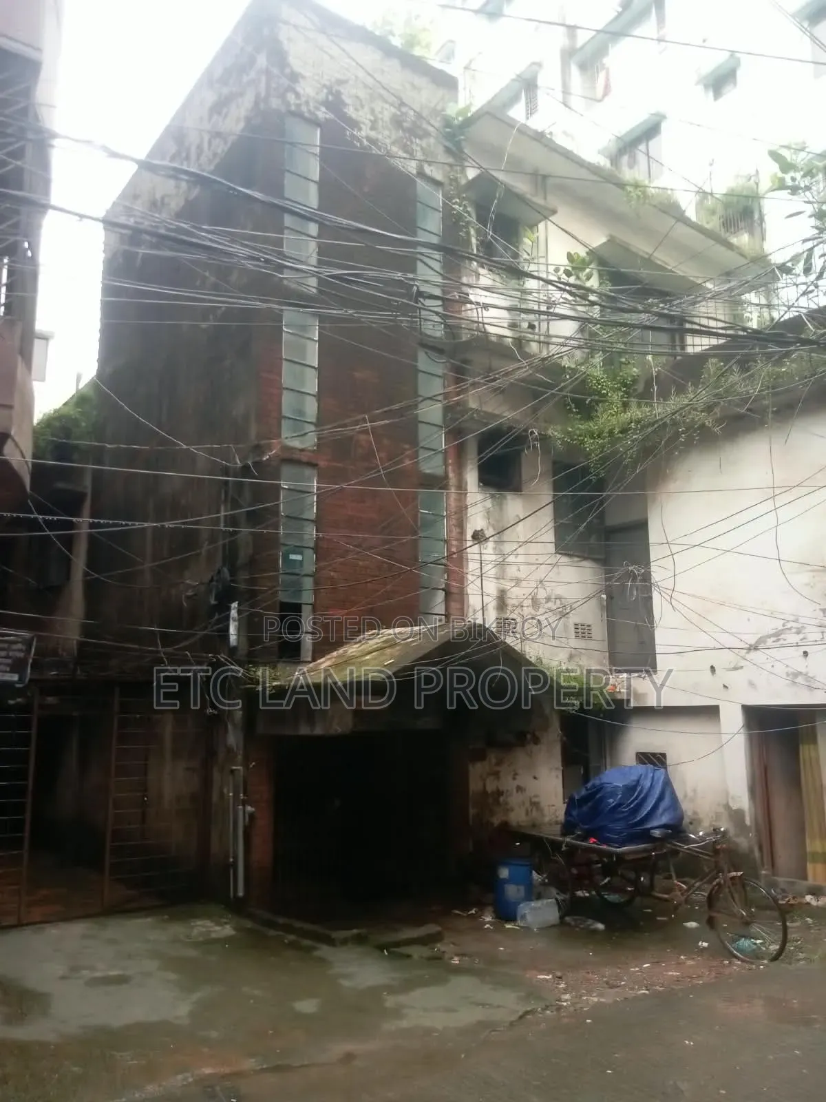 7-Bedroom House in Monipuri Para, Farmgate for sale in Farmgate
