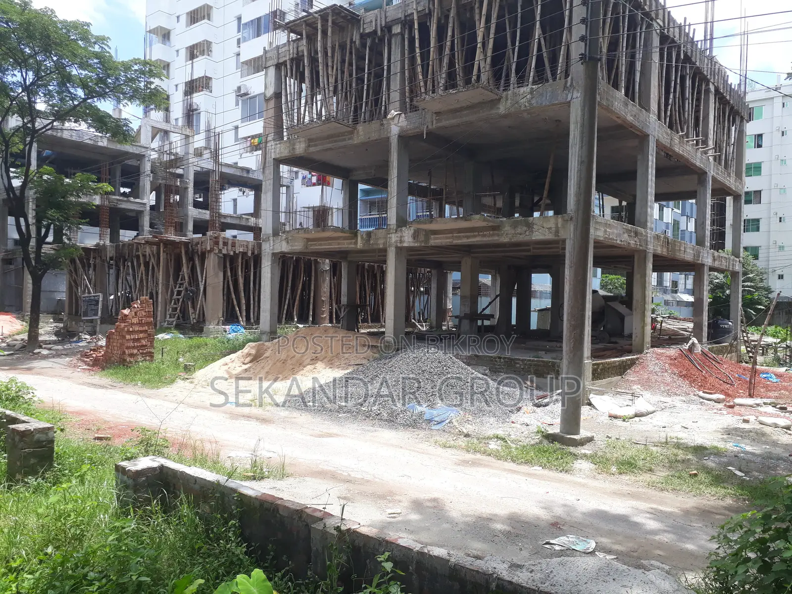 South Facing 12.15 Katha Lakeview Plot at Block J, Bashundhara R/A in Basundhara