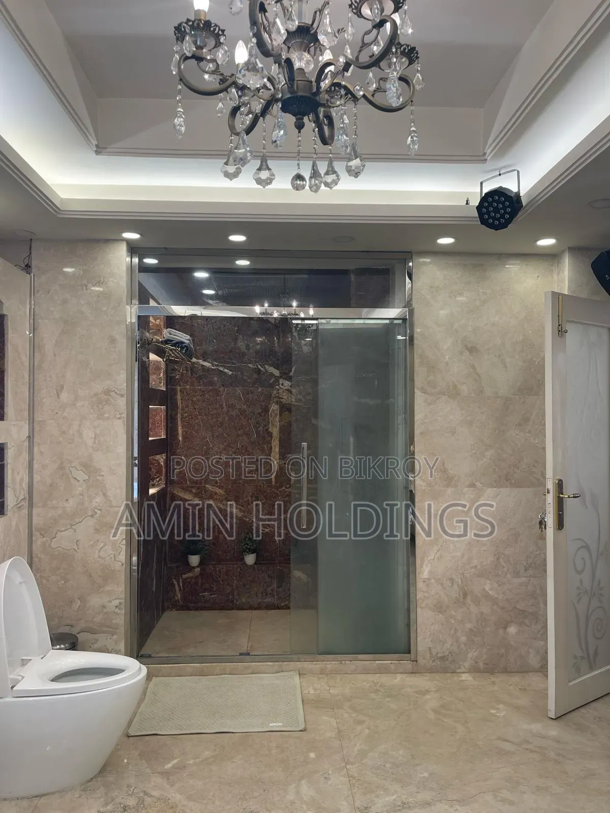 Furnished 4-Bedroom Duplex in Gulshan for Sale in Gulshan