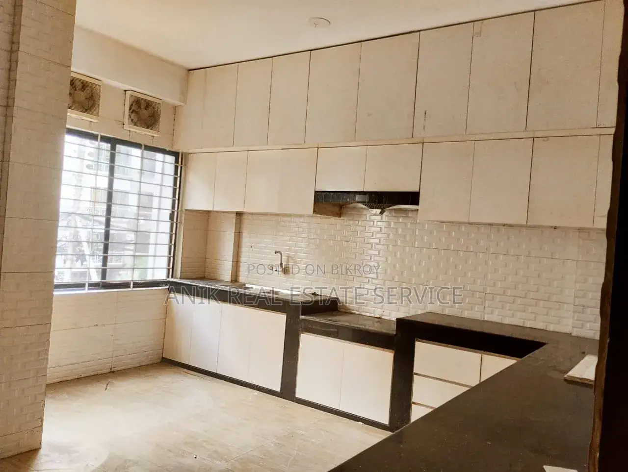 4 Bedroom Apartment in Anik Real Estate, Banani for rent in Banani