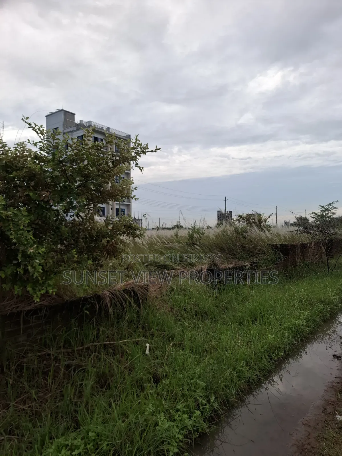 N=Block || South Face || Near 200 Feet Ready Plot Sale in Basundhara