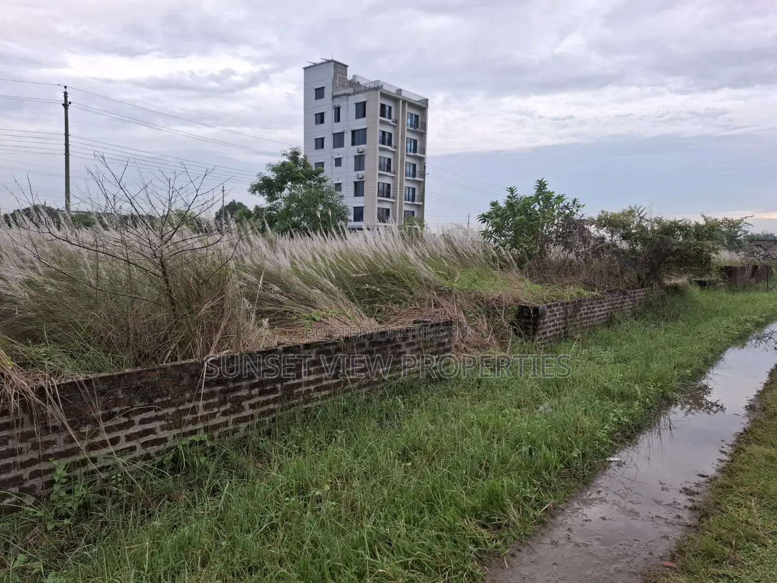 N=Block || South Face || Near 200 Feet Ready Plot Sale in Basundhara