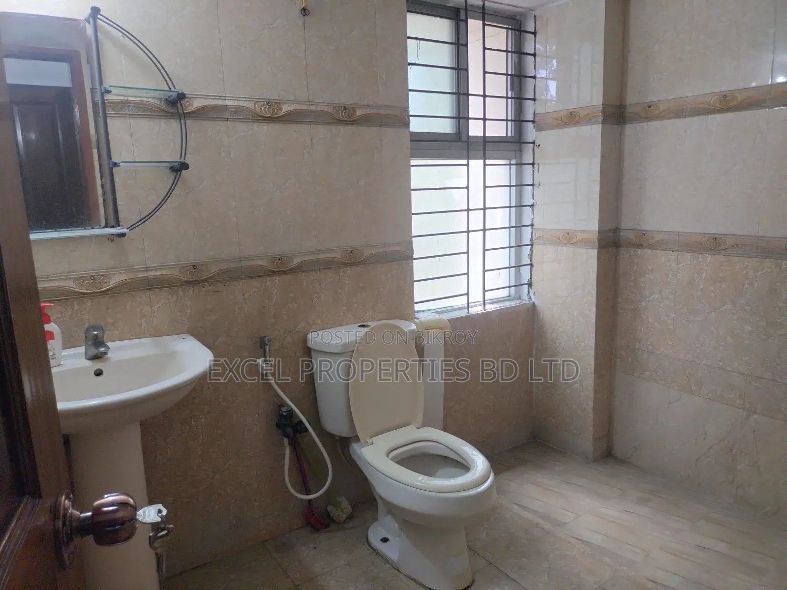 3-Bedroom Apartment in Banani for sale in Banani