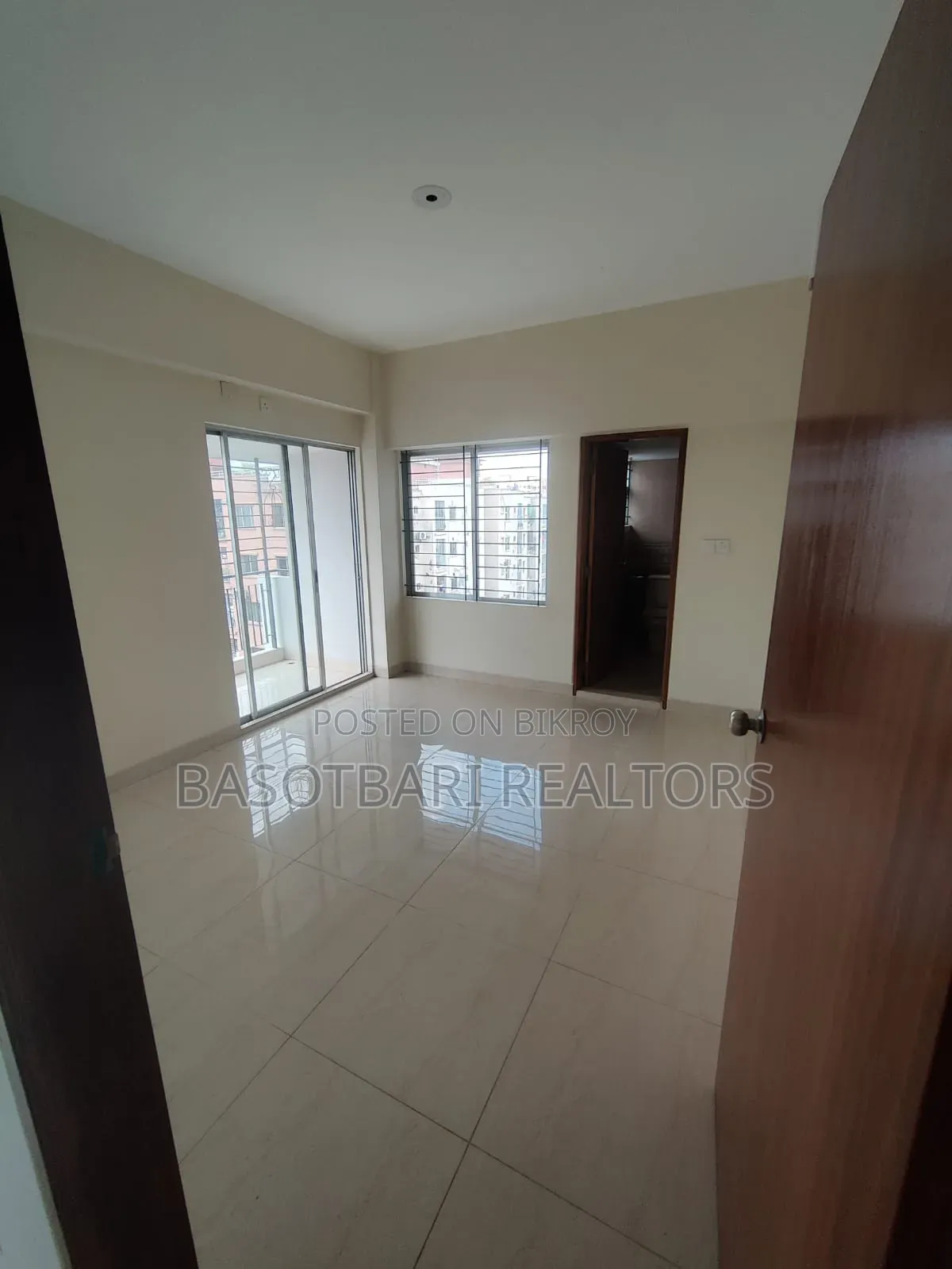 3 Bedroom Apartment in Basabo for Sale in Basabo