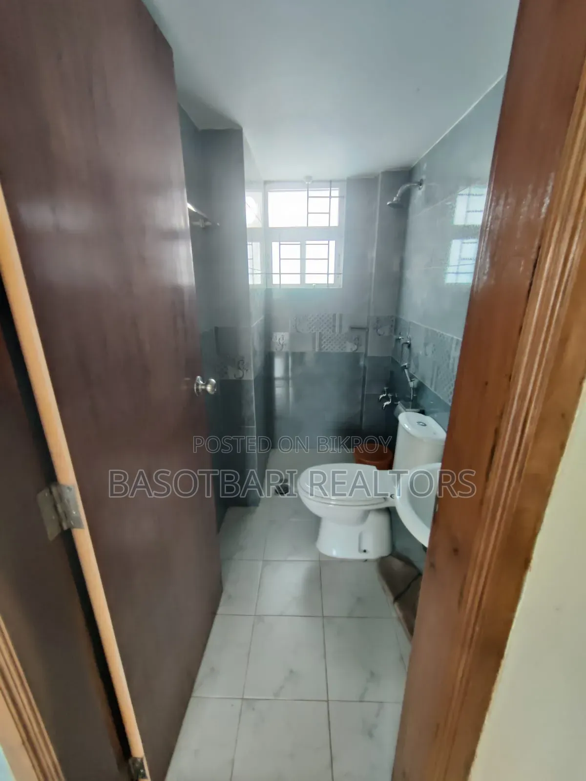 3 Bedroom Apartment in Basabo for Sale in Basabo