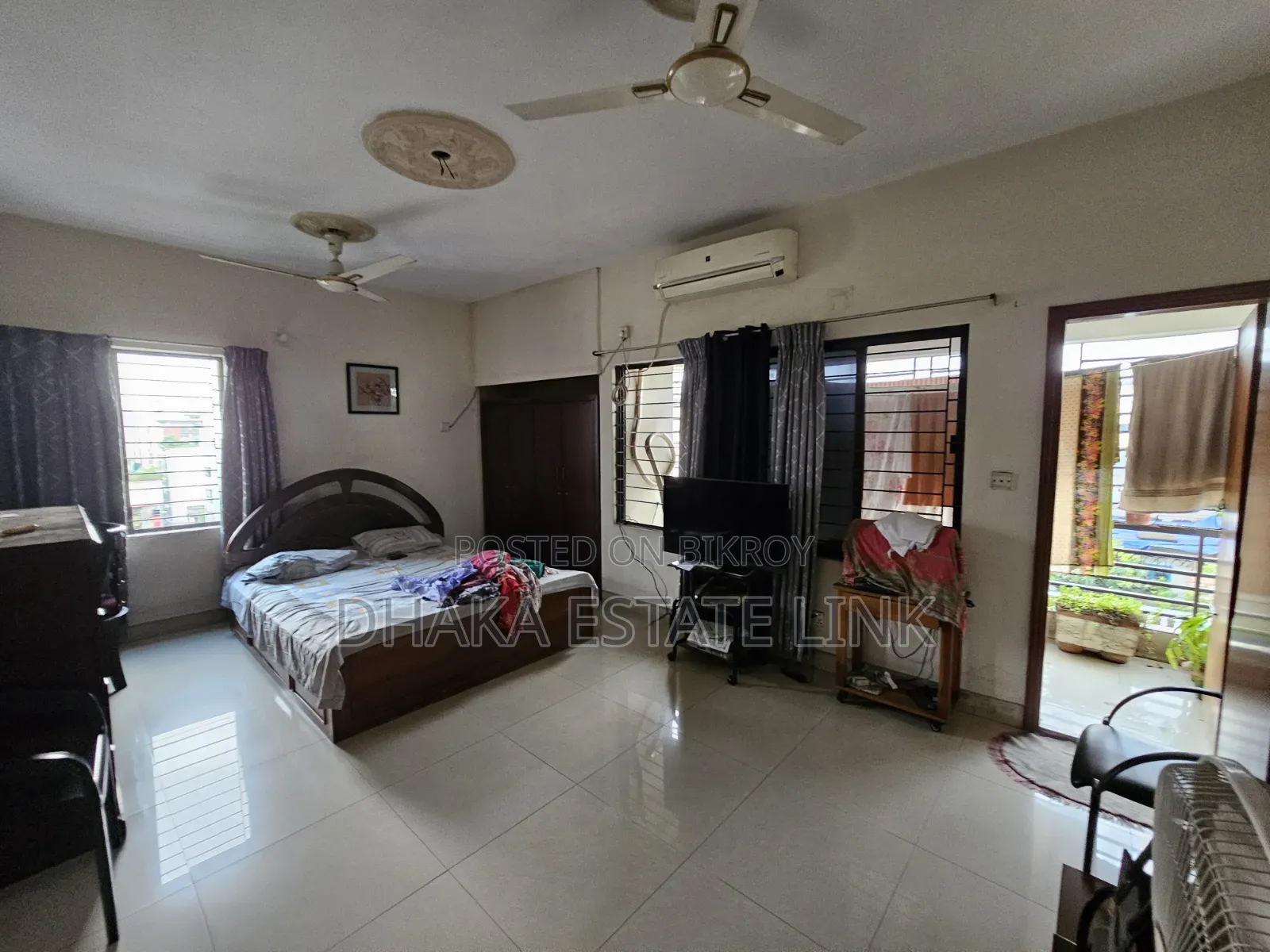 4-Bedroom Apartment in Mohammadpur for sale in Mohammadpur
