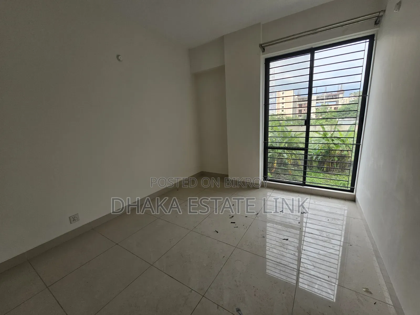 4 Bedroom Apartment in Bashundhara for Sale in Basundhara