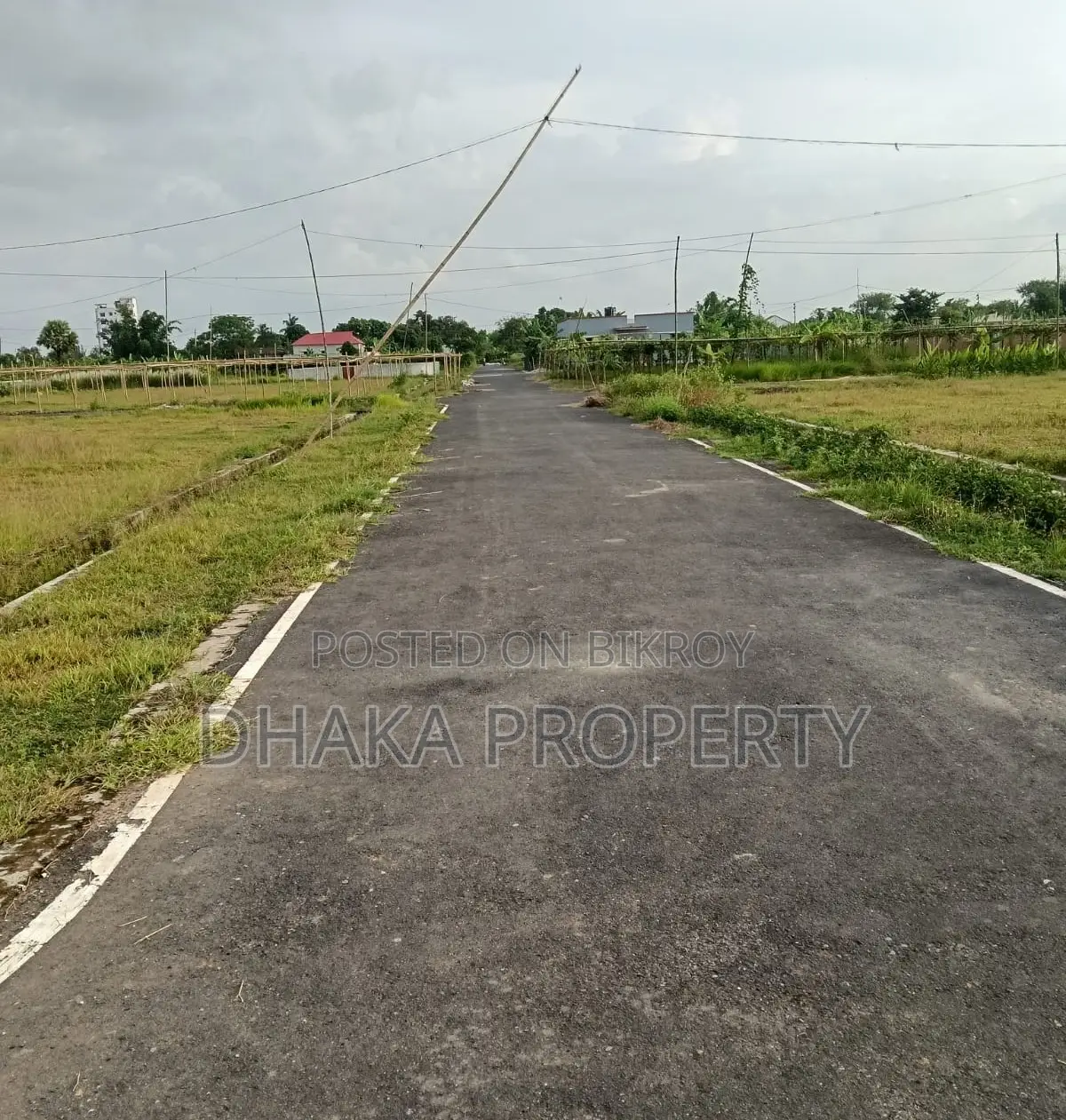 Direct Road 3 Katha Park South at Sector-28 in Purbachal