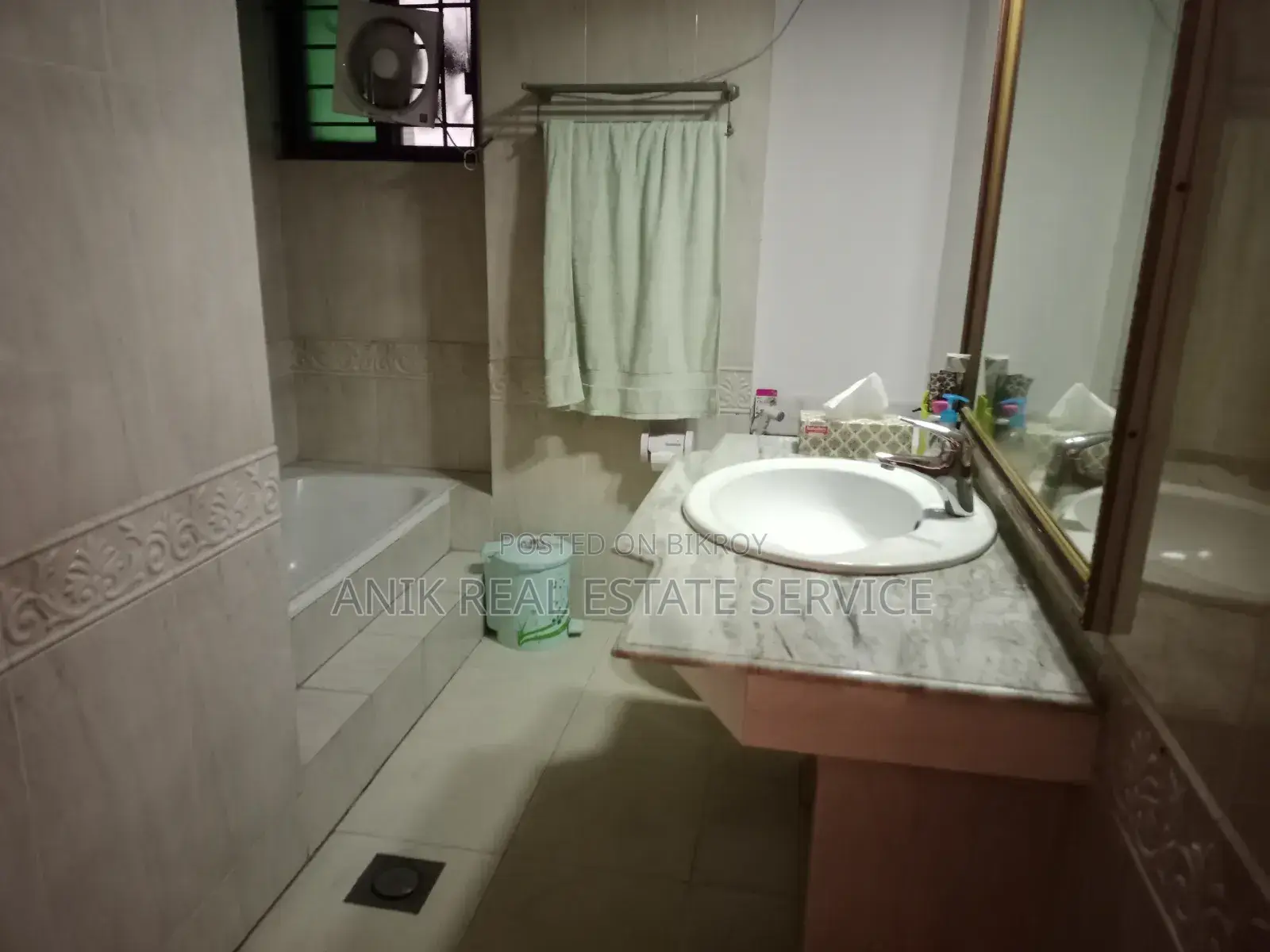 Office Space Full Furnished 1600 SFT Rent for Gulshan 1 in Gulshan
