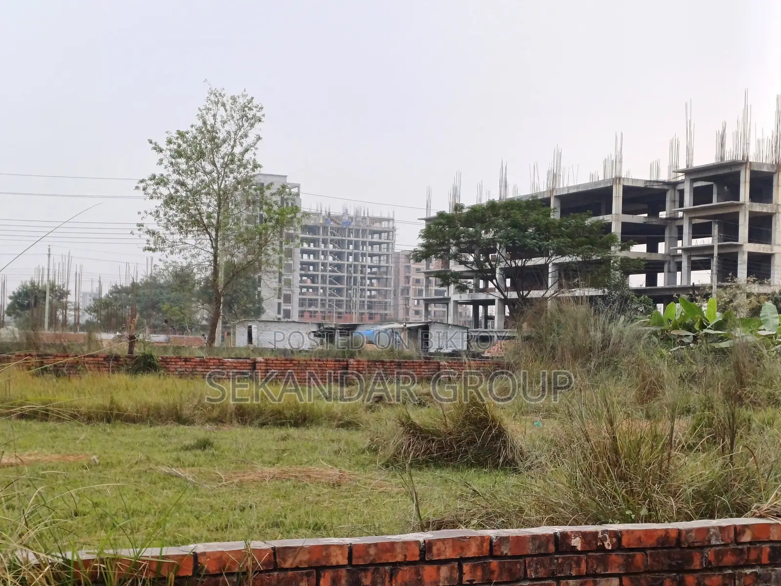 Close to 300' Feet 4 Katha Plot at Block-M, Bashundhara R/A in Basundhara