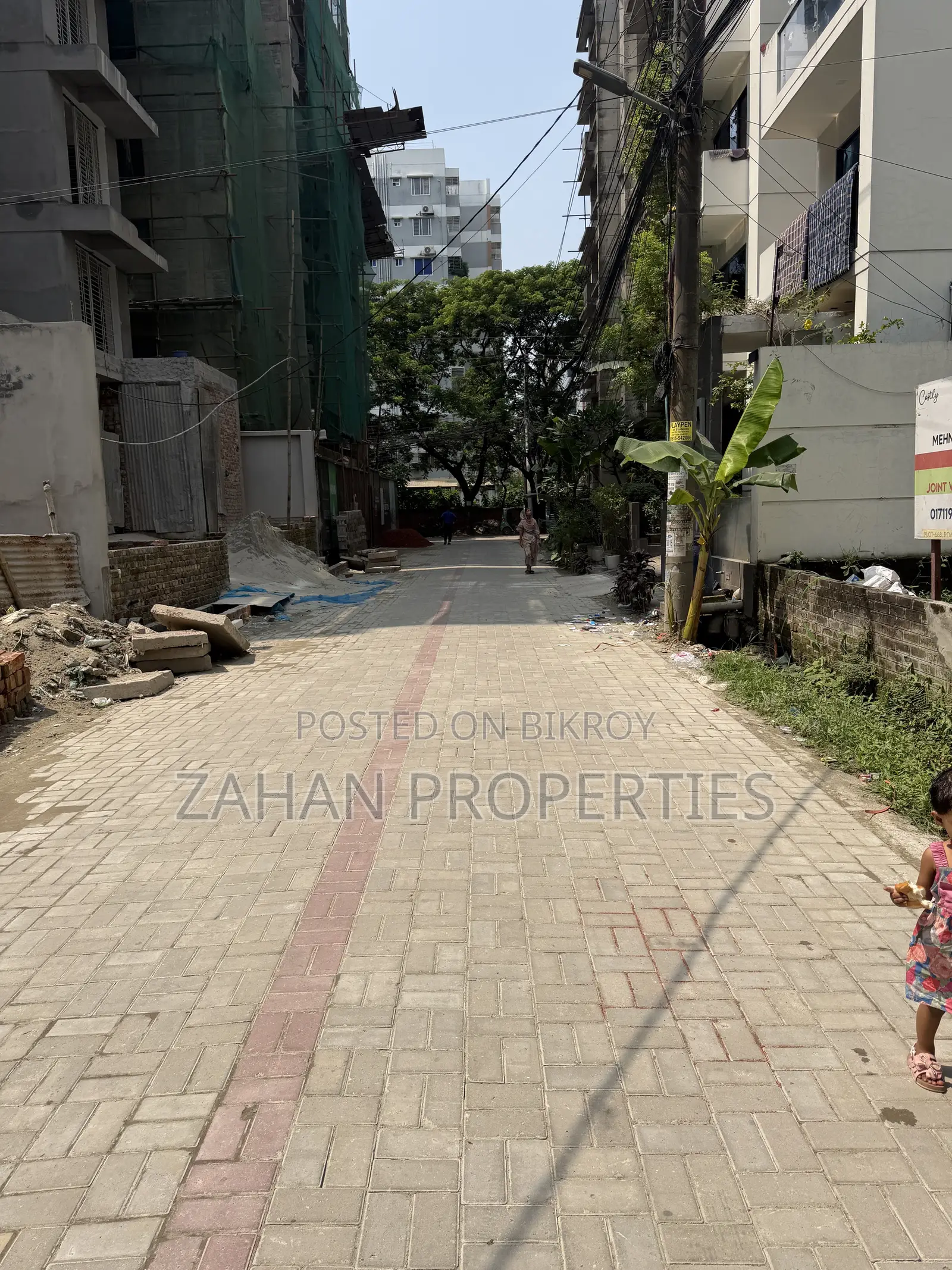 Bashundhara J Block 60 Ft Road 5 Katha Corner Plot for Sale in Basundhara