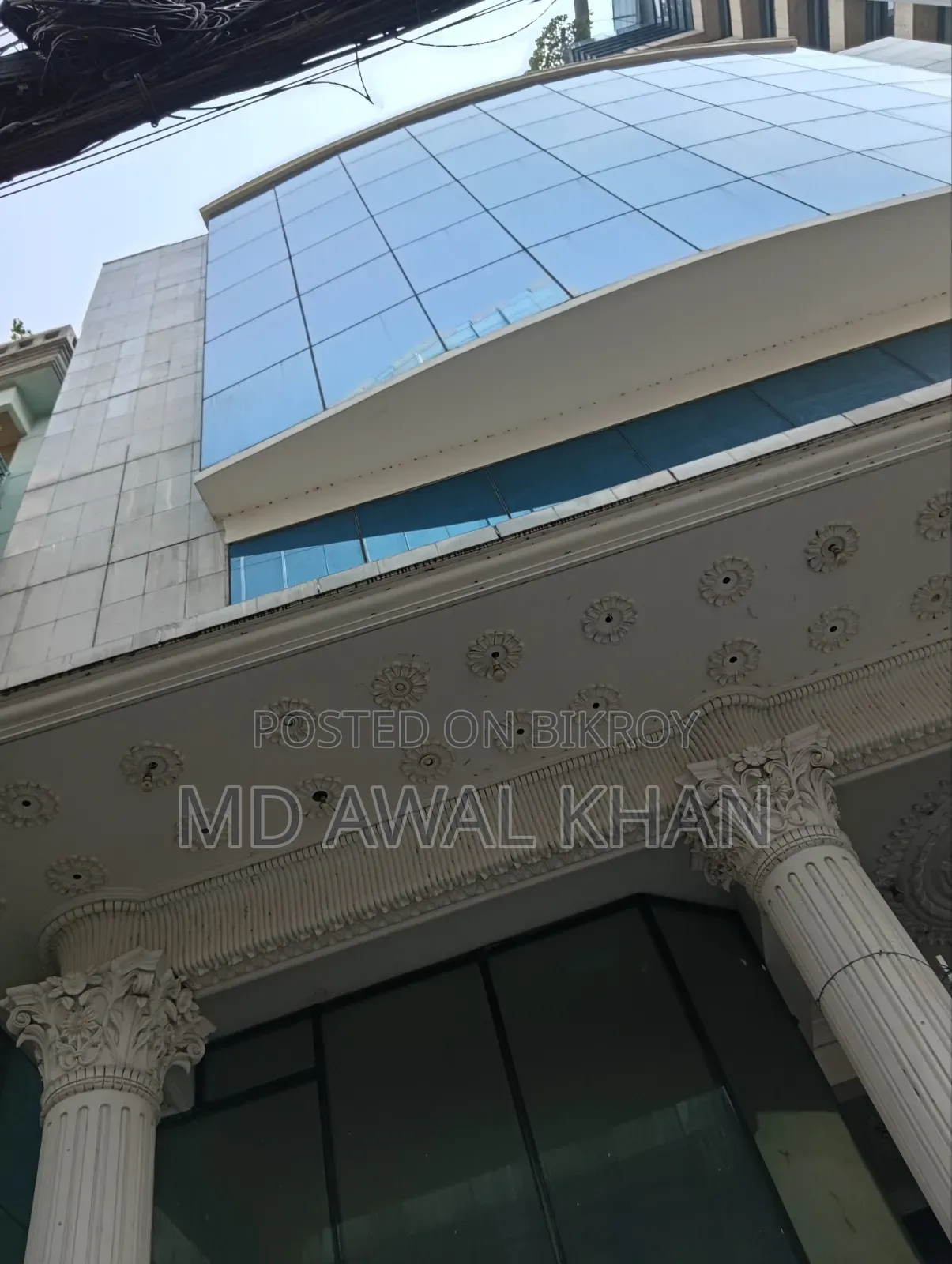 A Commercial Building for Rent at Gulshan 1 in Gulshan