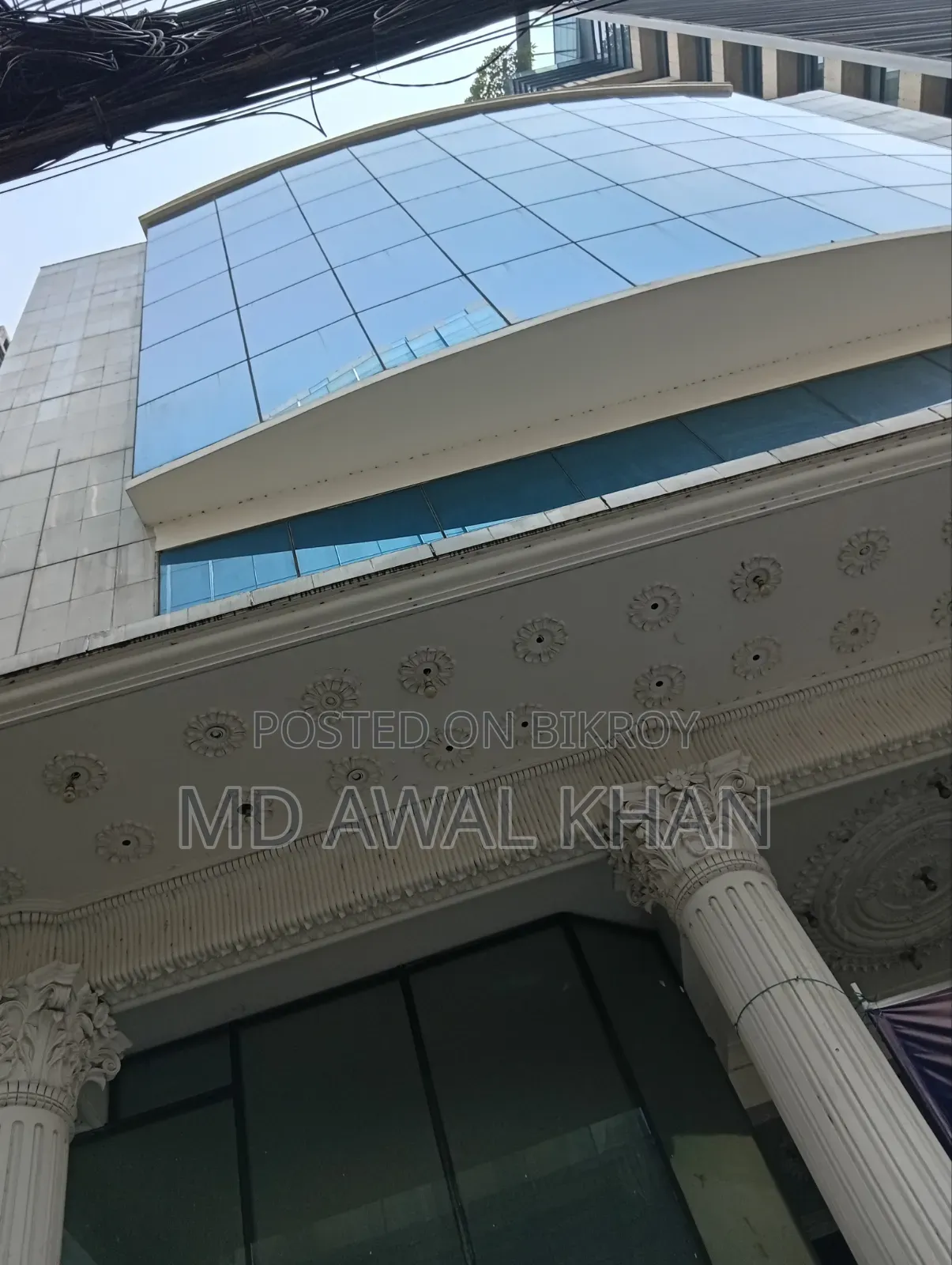 A Commercial Building for Rent at Gulshan 1 in Gulshan