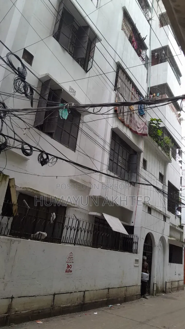 Furnished 3-Bedroom House in 322/3 Gulbagh, Malibag for sale in Malibag