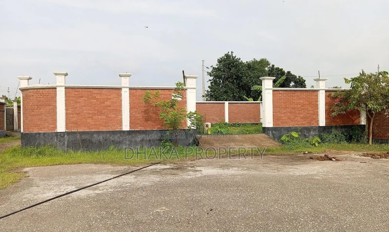 Nearby 100ft Road, 3 Katha North Facing Land at Sector 13 in Purbachal