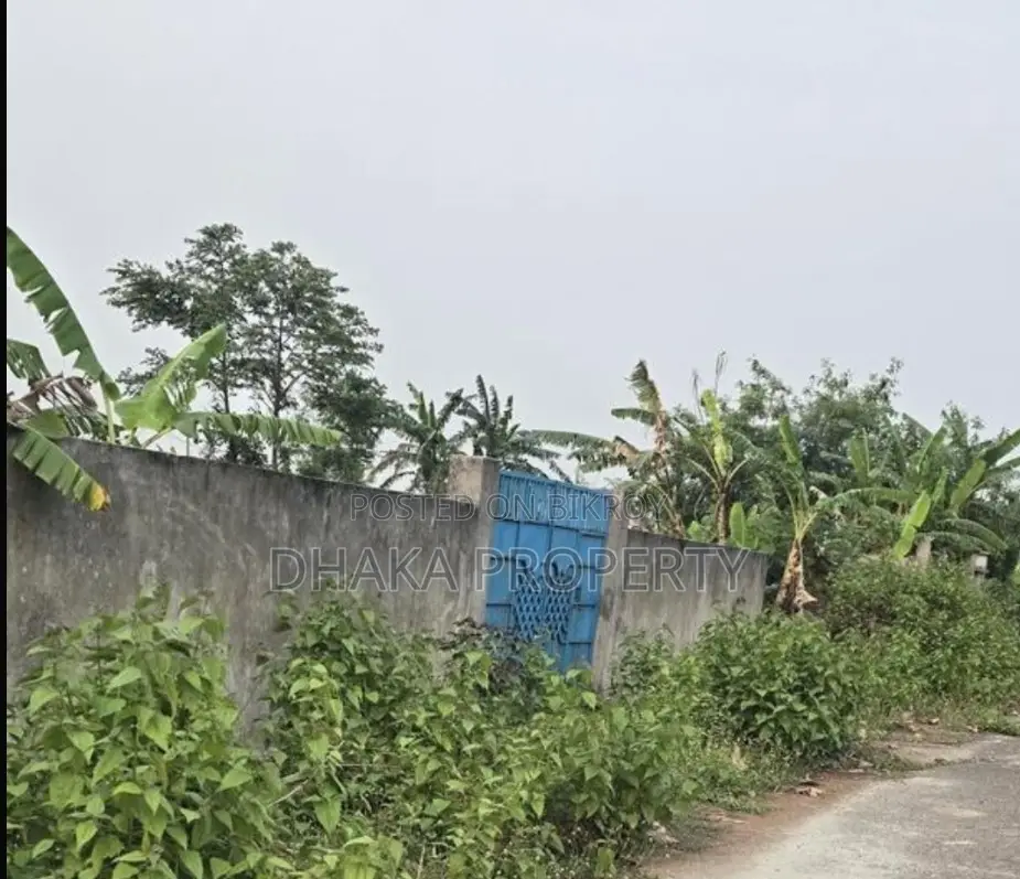Near Lake Side 5 Katha South at Sector-22 in Purbachal