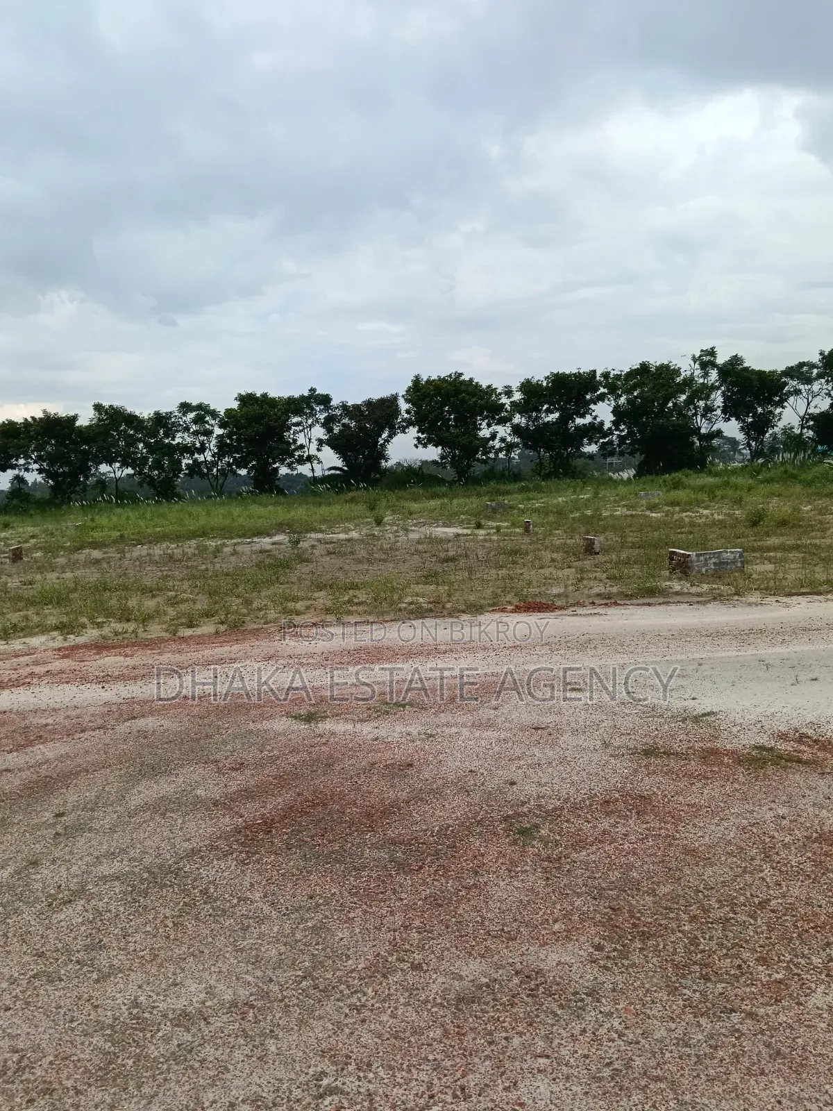 Block-P, South Face 3 Katha Plot Sale in Basundhara