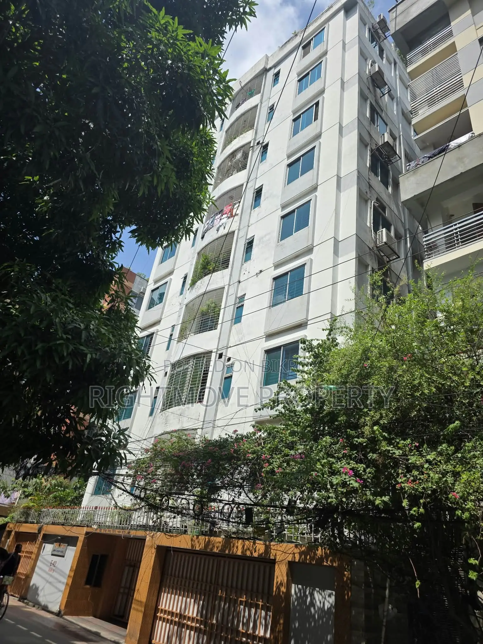 3 Bedroom Apartment in Niketan, Gulshan for sale in Gulshan