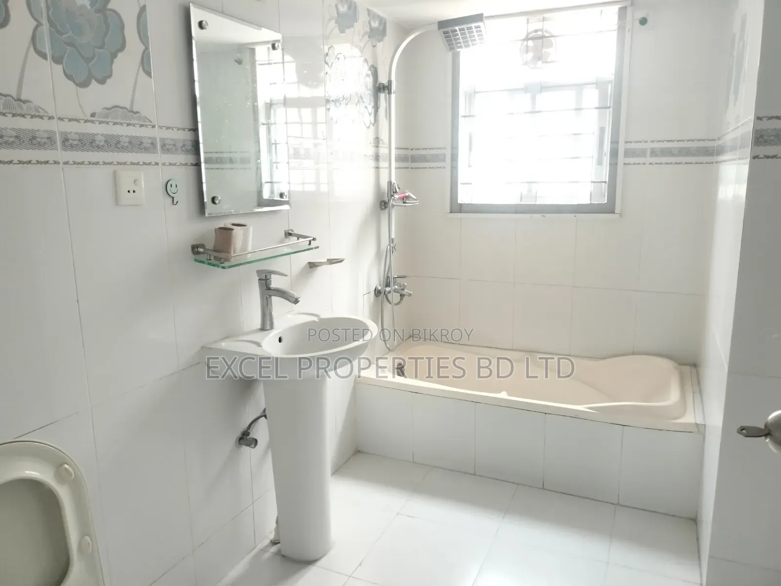 4-Bedroom Apartment in Gulshan for Sale in Gulshan