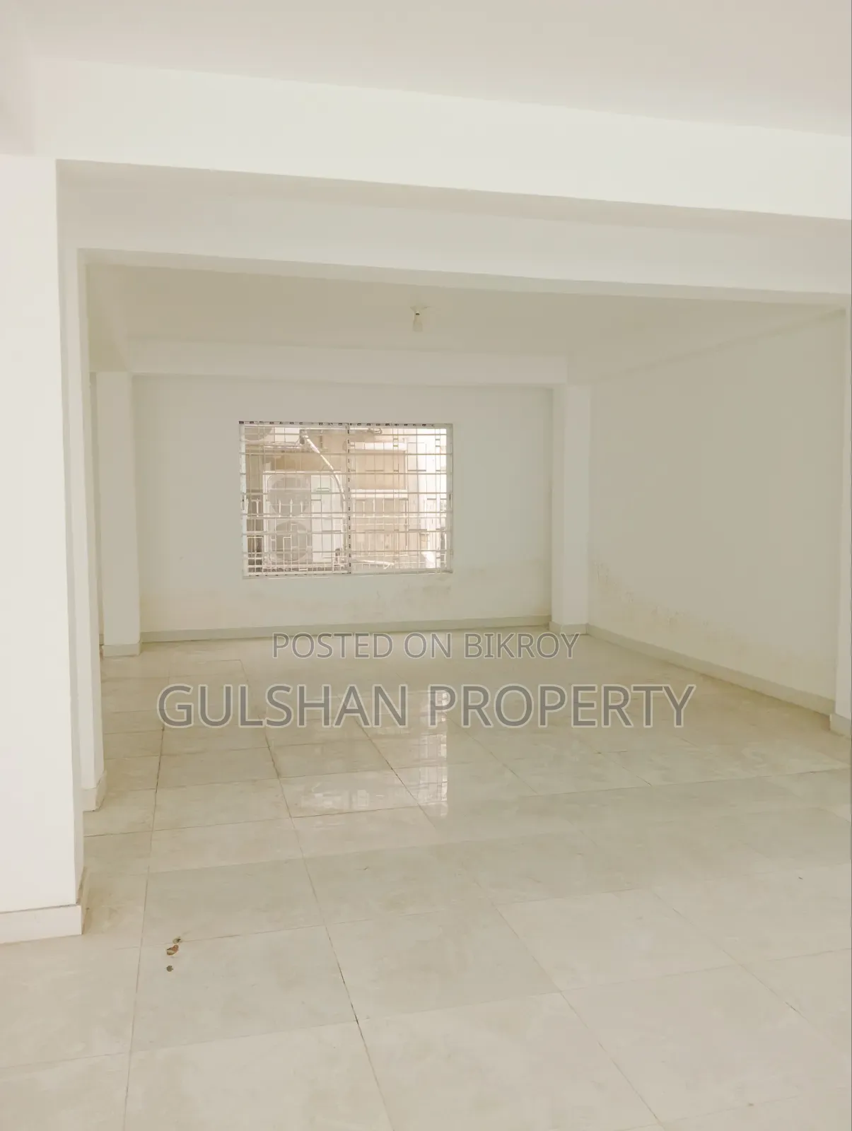 3000 SFT Super Location Rent for Showroom and Coffee Shop Restaurant in Gulshan