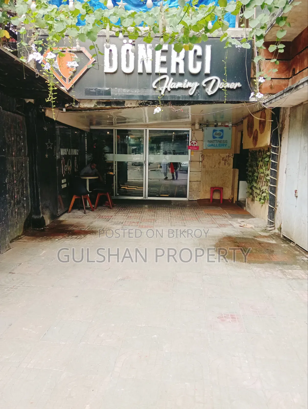 Main Road 2000 Square Rent for Restaurant Coffee Shop Parlour in Gulshan