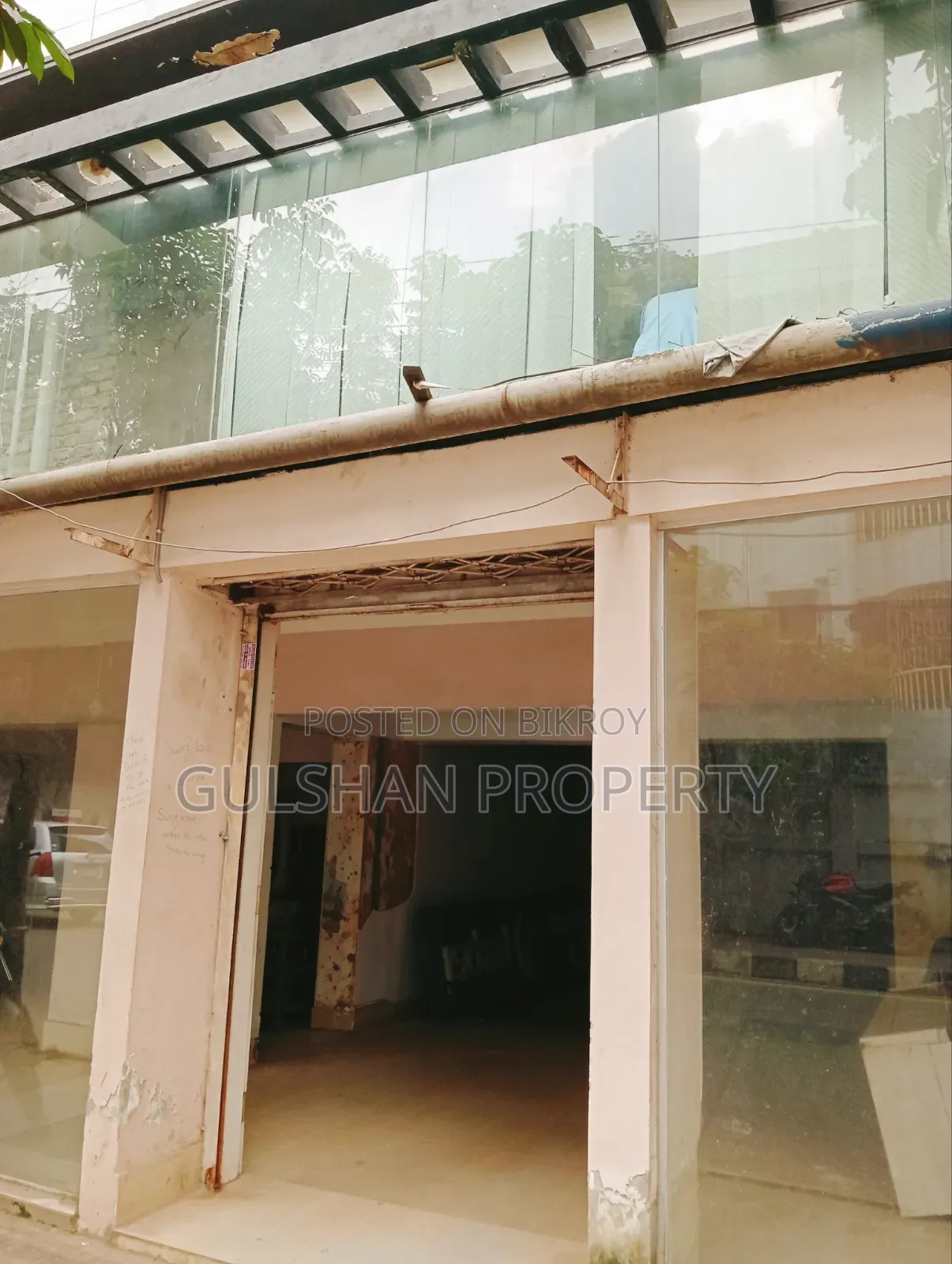 Main Road 2000 Square Rent for Restaurant Coffee Shop Parlour in Gulshan