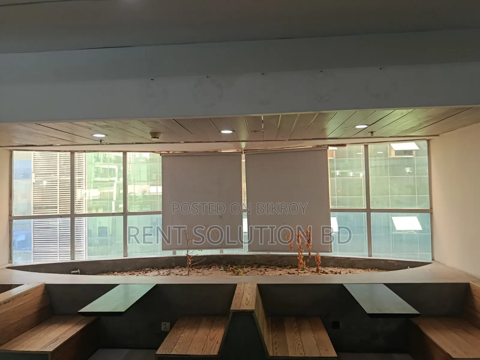 Semi Furnished Commercial Office Space Rent at Gulshan 2 in Gulshan