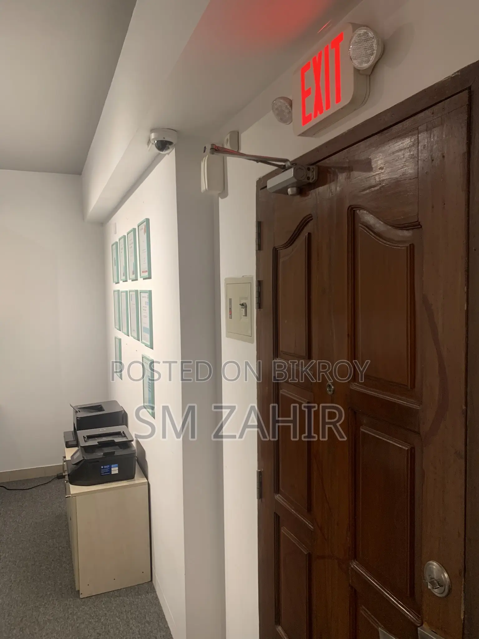 400 SFT Semi-Furnished Boutique Office | Bashundhara R/A in Basundhara