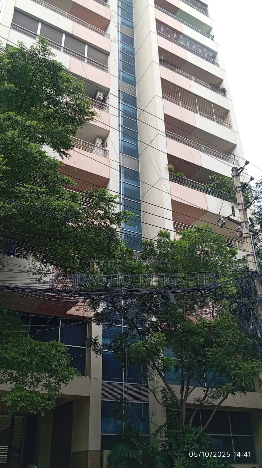 Furnished 3bdrm Apartment in Sector-07, Uttara, for sale in Uttara