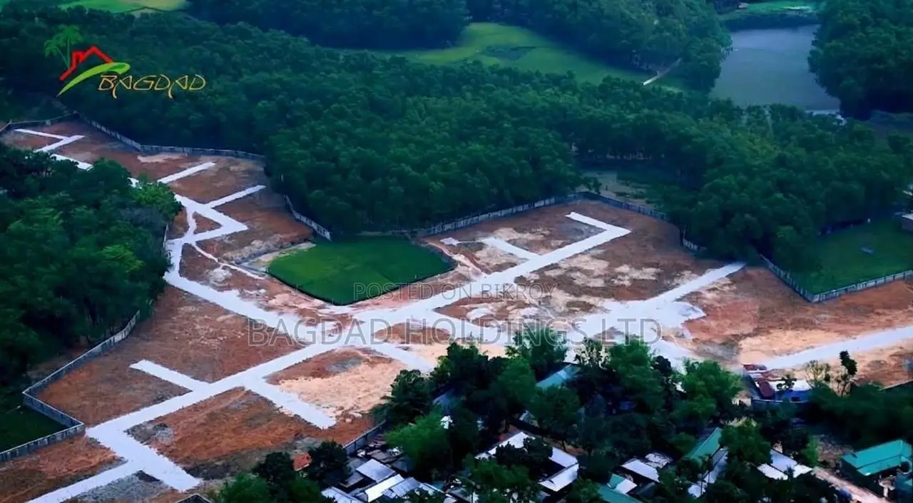 Ready Land ranging from 2.15 to 20 Katha at Affordable Price in Gazipur. in Gazipur Sadar