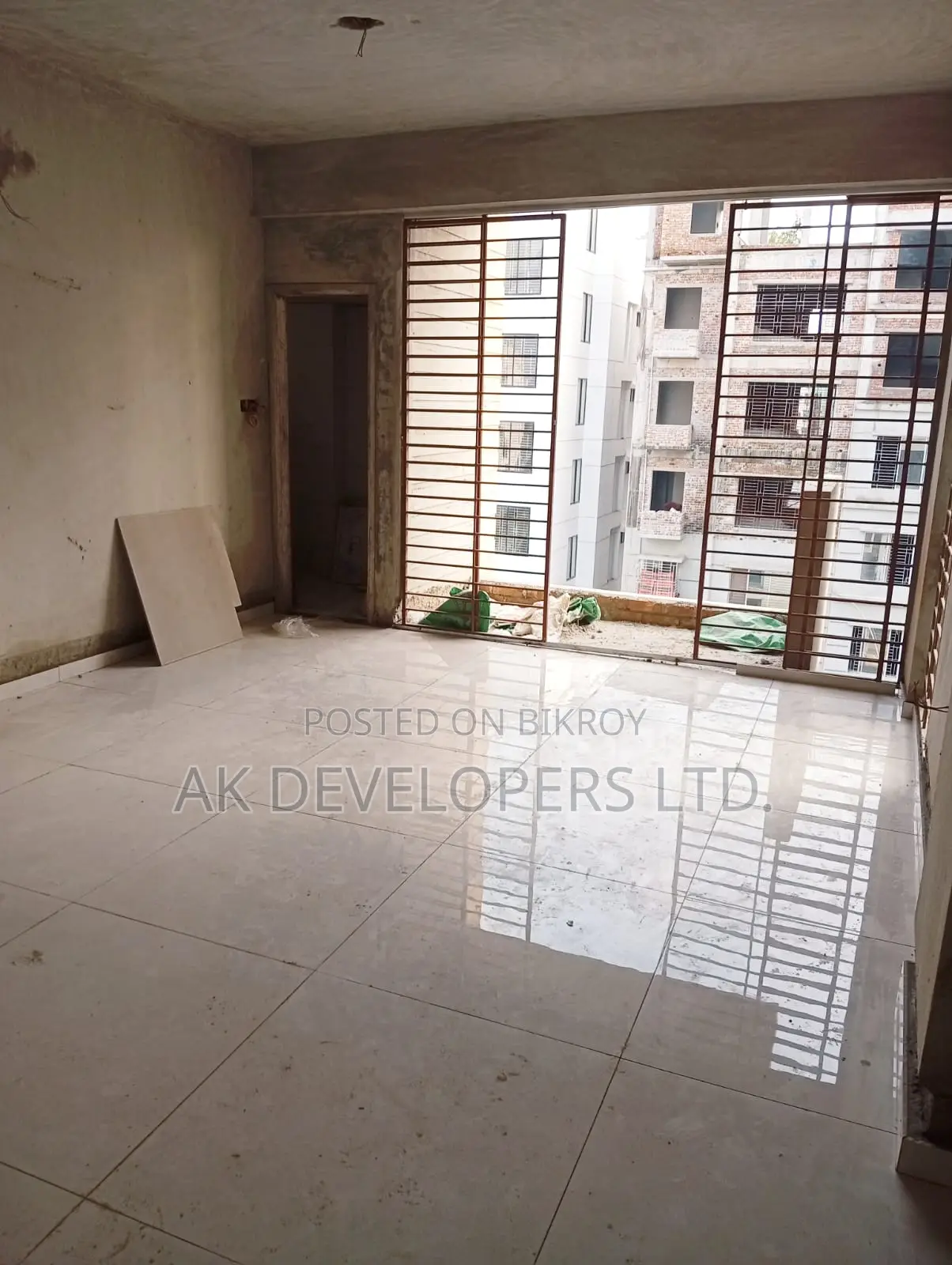 4 Bedroom Apartment in Sukoon, Basundhara for sale in Basundhara