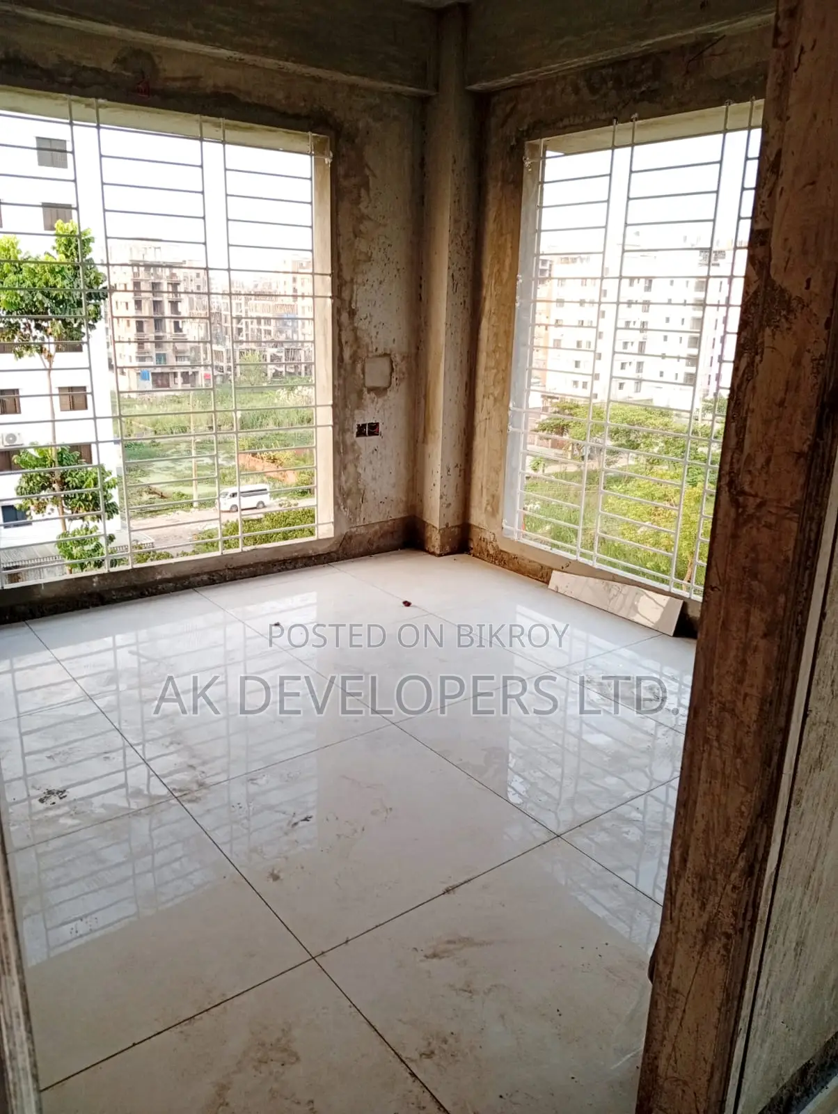 4 Bedroom Apartment in Sukoon, Basundhara for sale in Basundhara