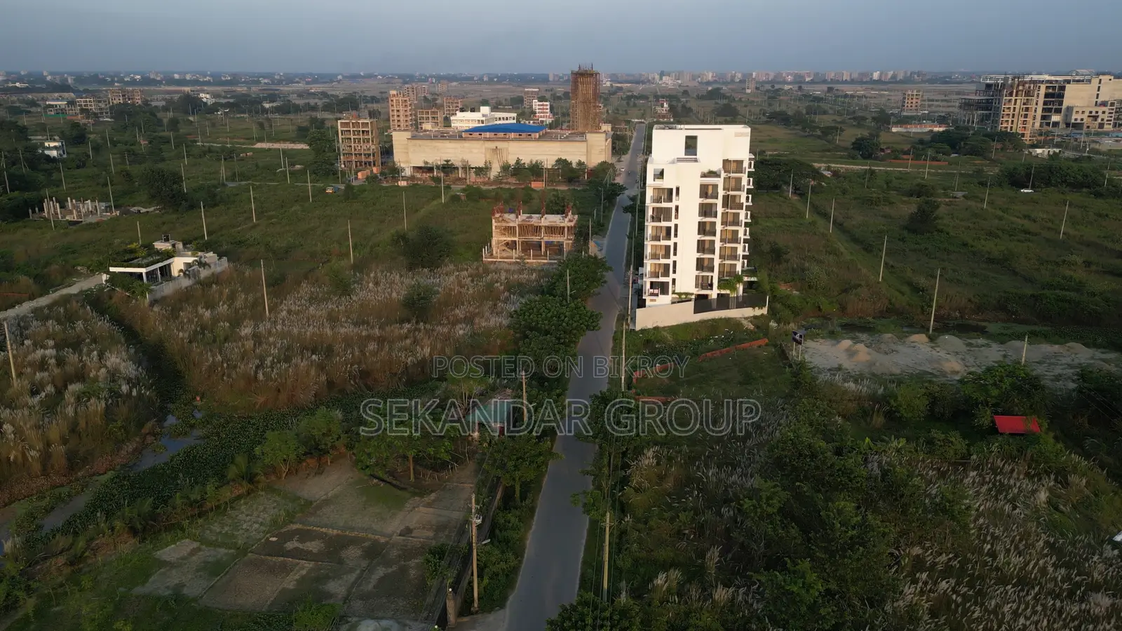 10 Katha Corner Plot for Sale at Block-I, Bashundhara R/A in Basundhara
