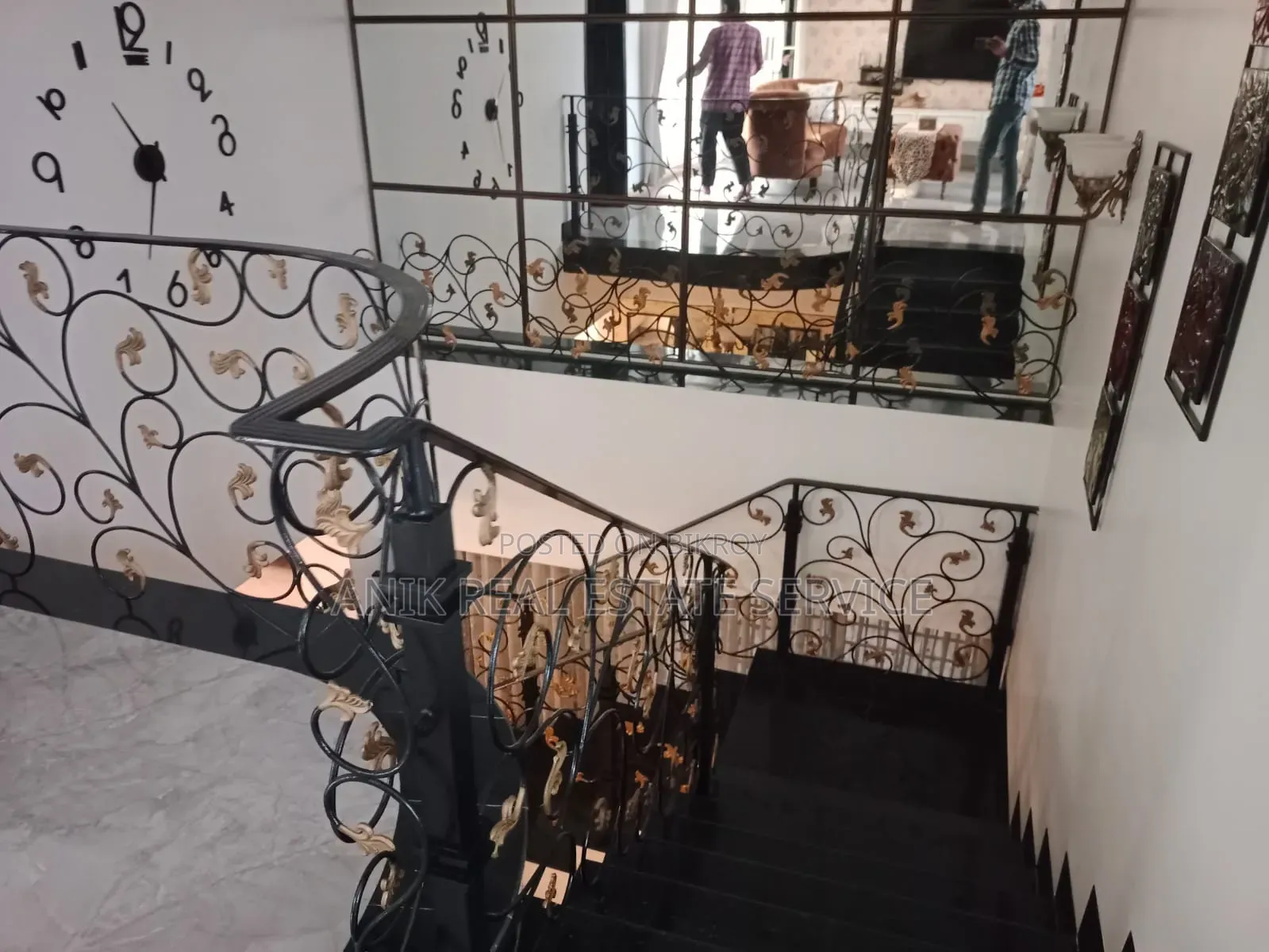 Furnished 4-Bedroom Duplex in Anik Real Estate, Gulshan for rent in Gulshan