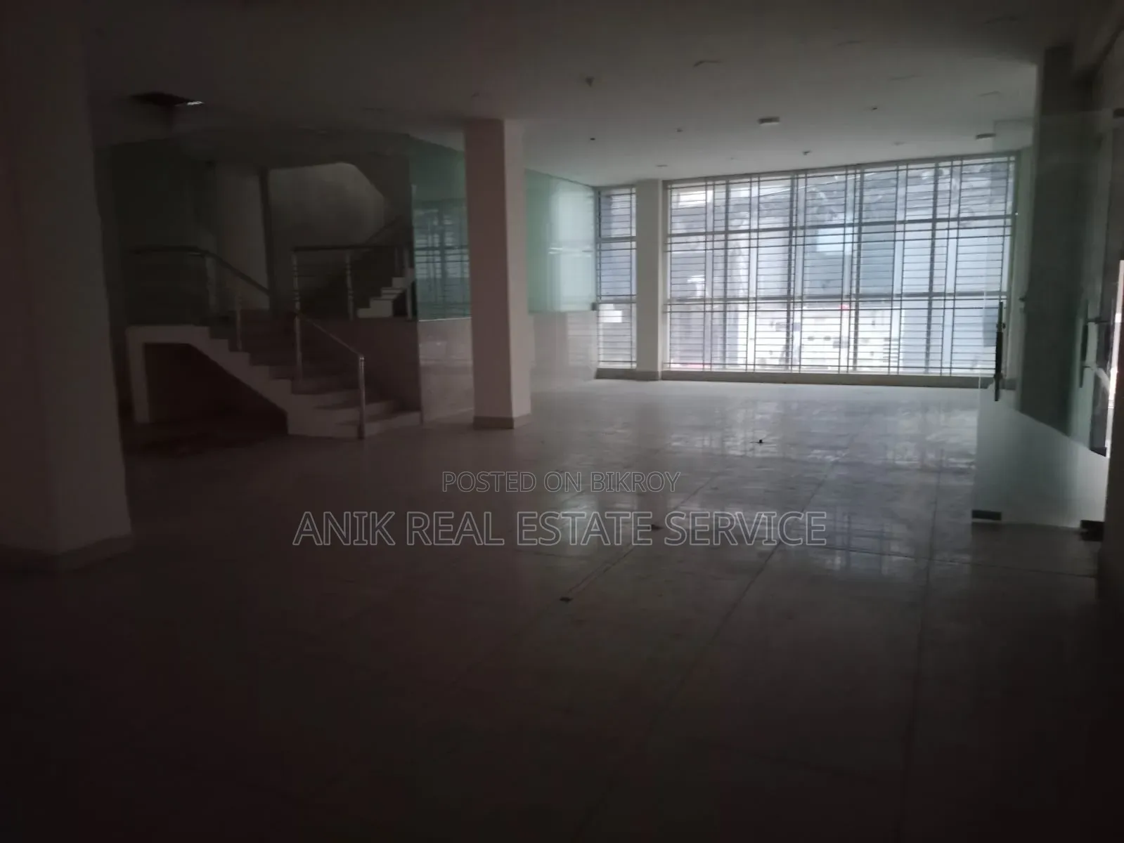 Commercial Ground Floor Duplex 5400 SFT Office Space Rent at Gulshan in Gulshan