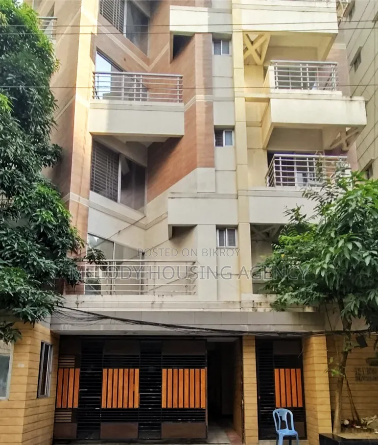 4 Bedroom Apartment in Basundhara for sale in Basundhara