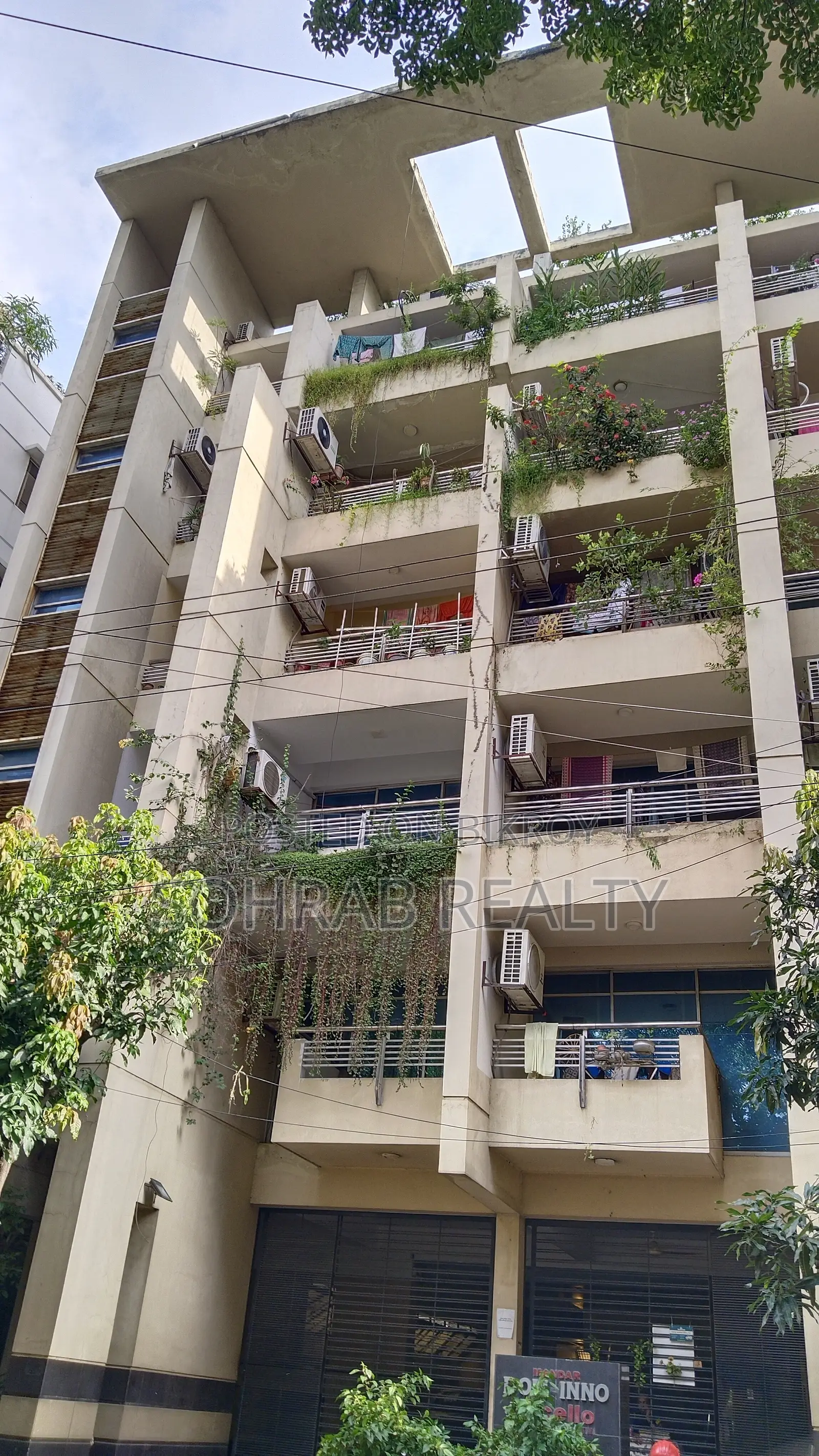 4 Bedroom Apartment in Sohrab Realty, Uttara for sale in Uttara