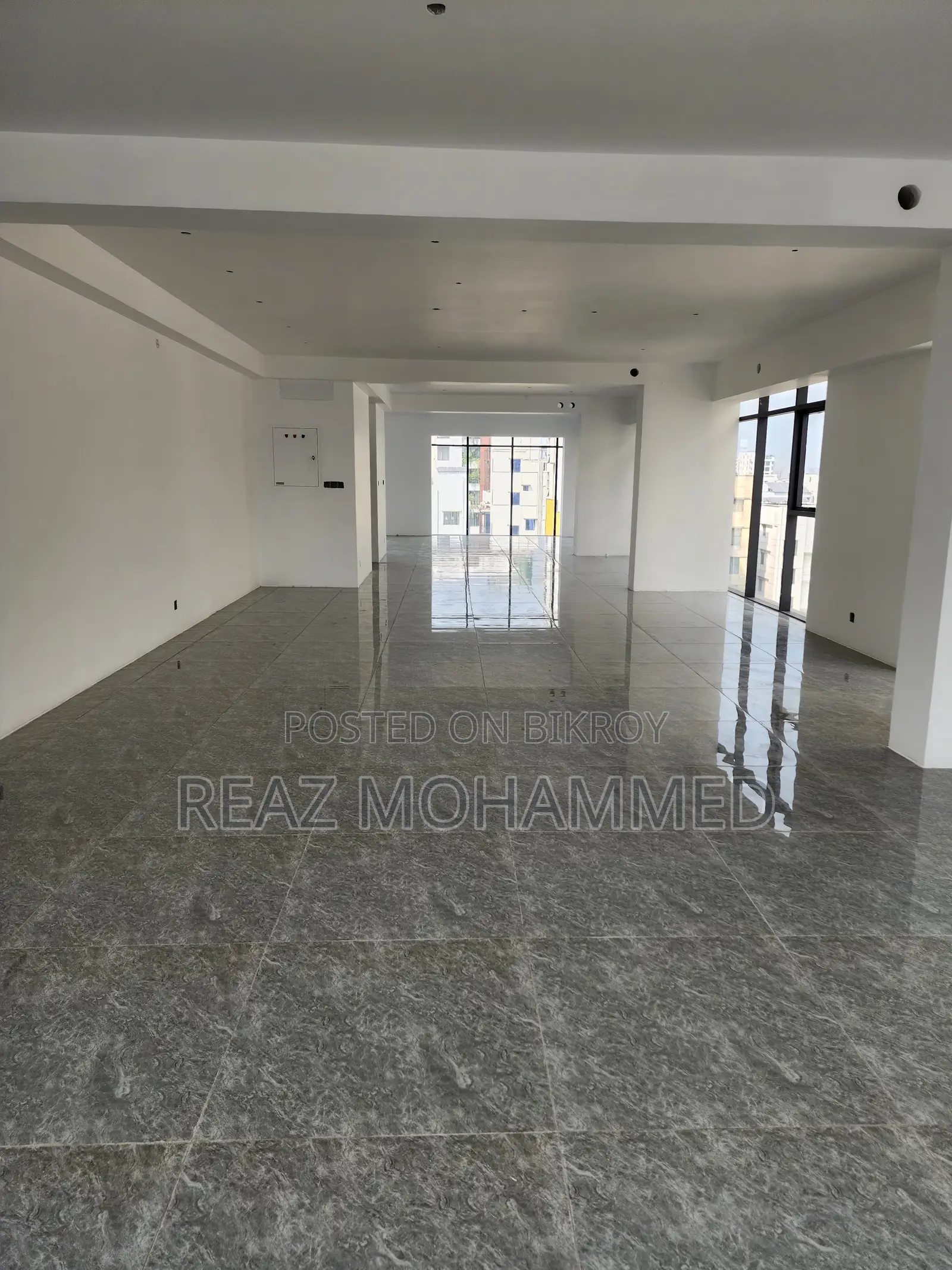 Commercial Floor for Rent Beside 120ft Wide Rabindra Sarani, Uttara. in Uttara