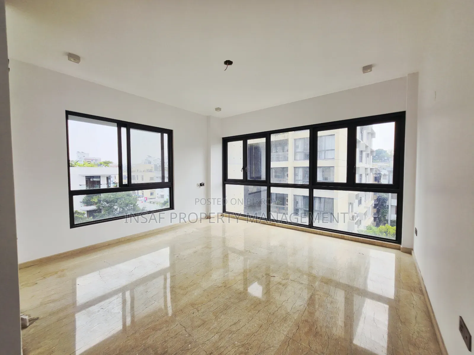 4 Bedroom Apartment in Baridhara for Sale in Baridhara
