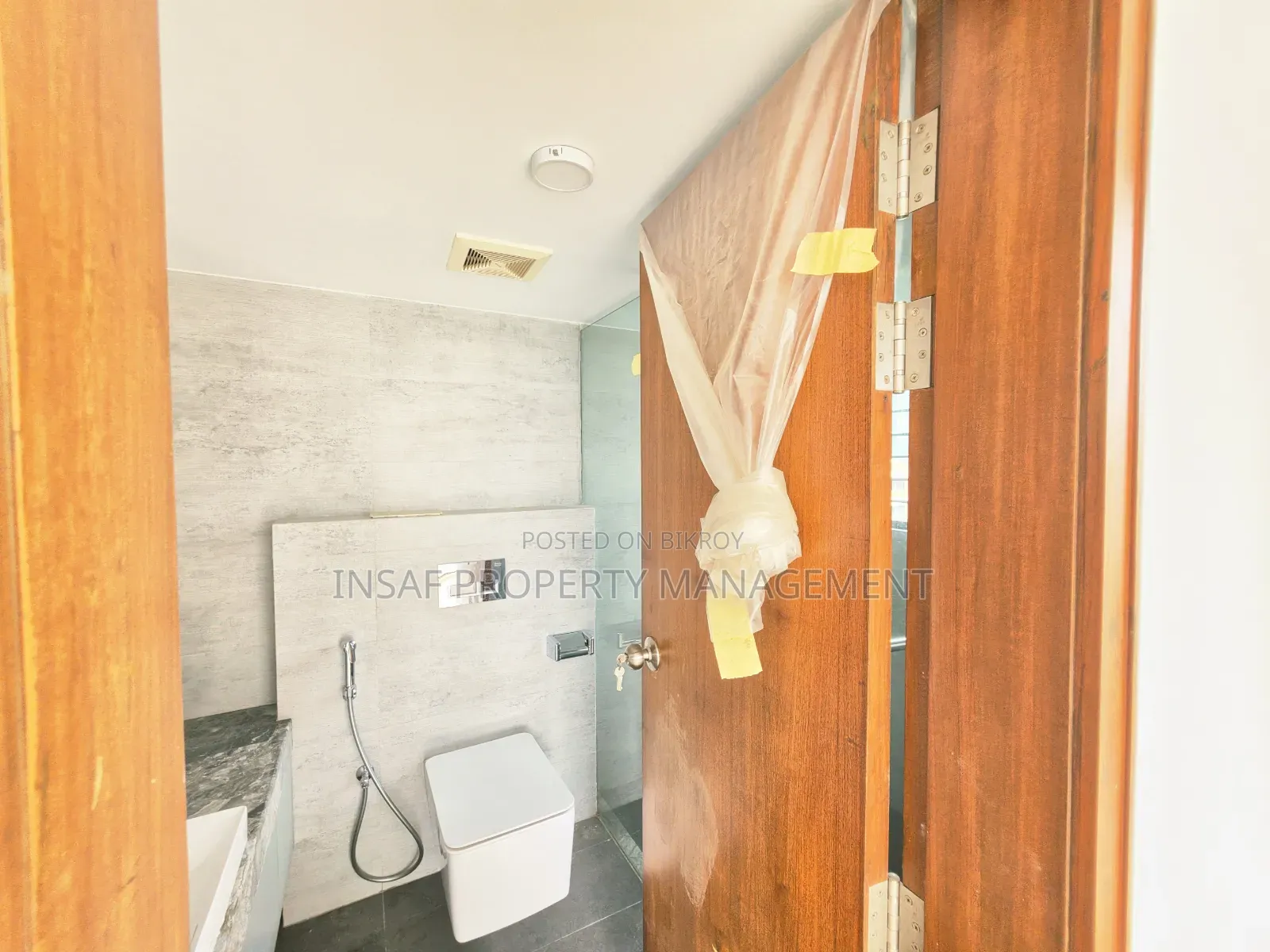 4 Bedroom Apartment in Baridhara for Sale in Baridhara