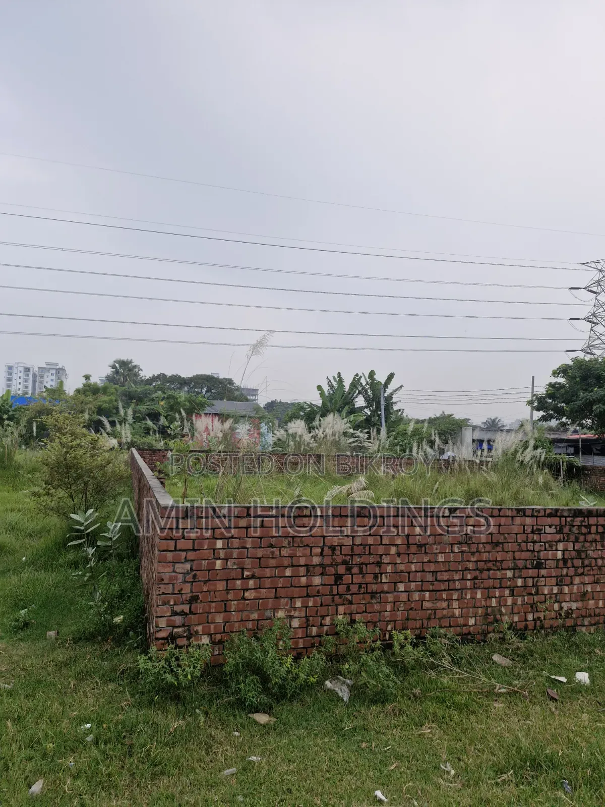 7.75 katha corner plot for sale at Road No. 5, Block K, Aftabnagar in Aftab Nagar